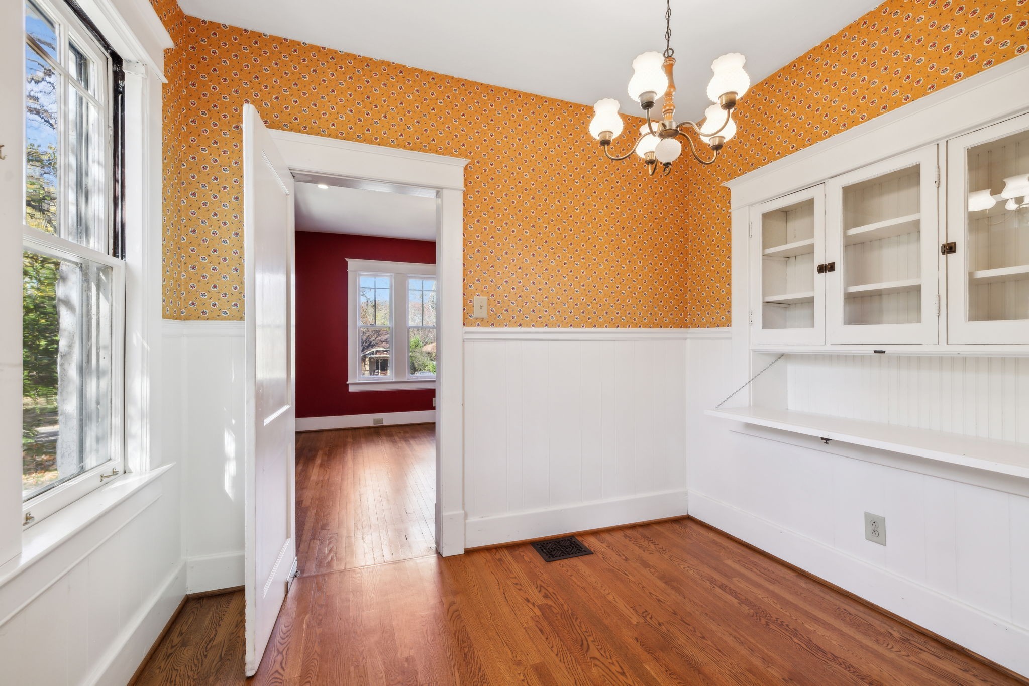 3605 Central Ave