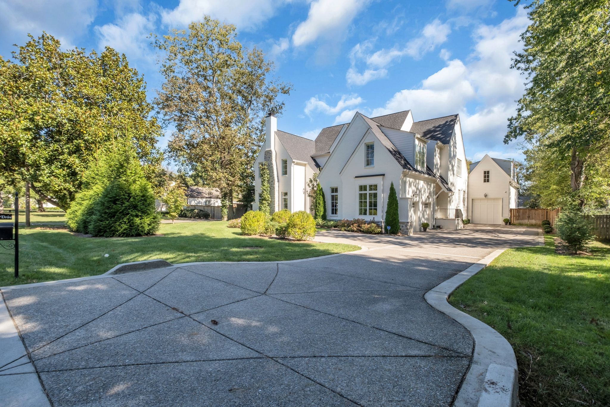 204 Heady Dr