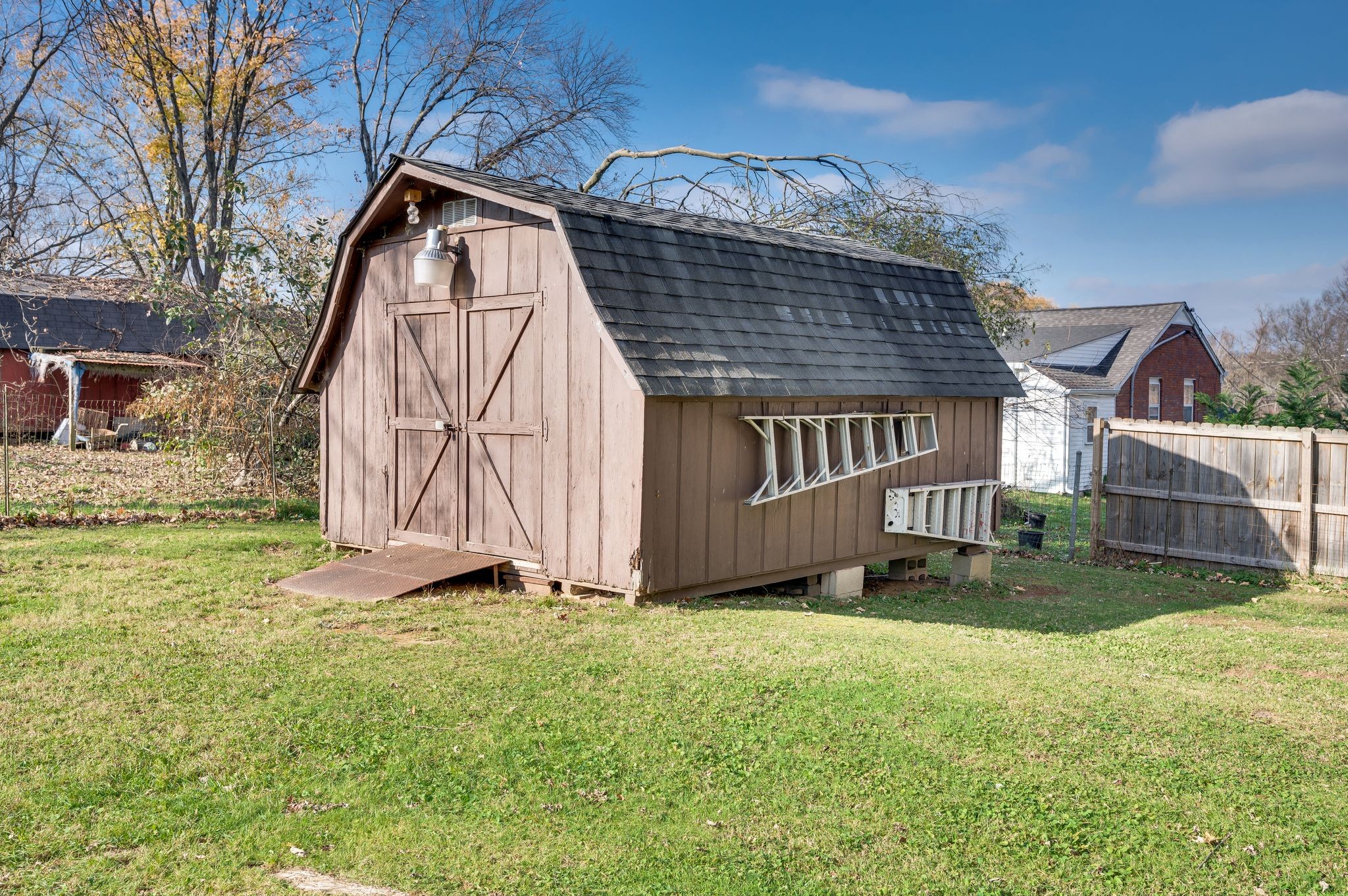 176 Woodson Ln