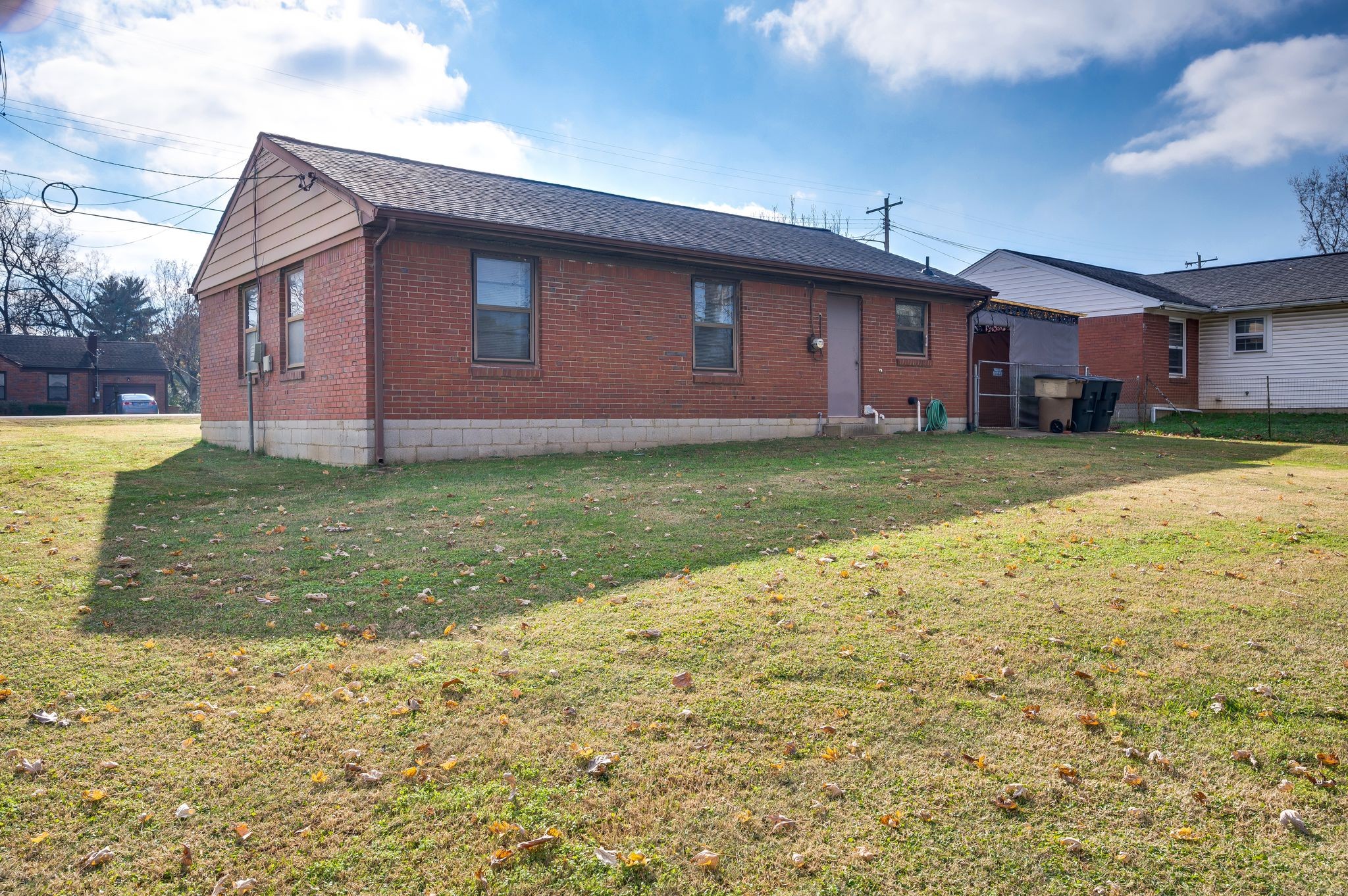 176 Woodson Ln
