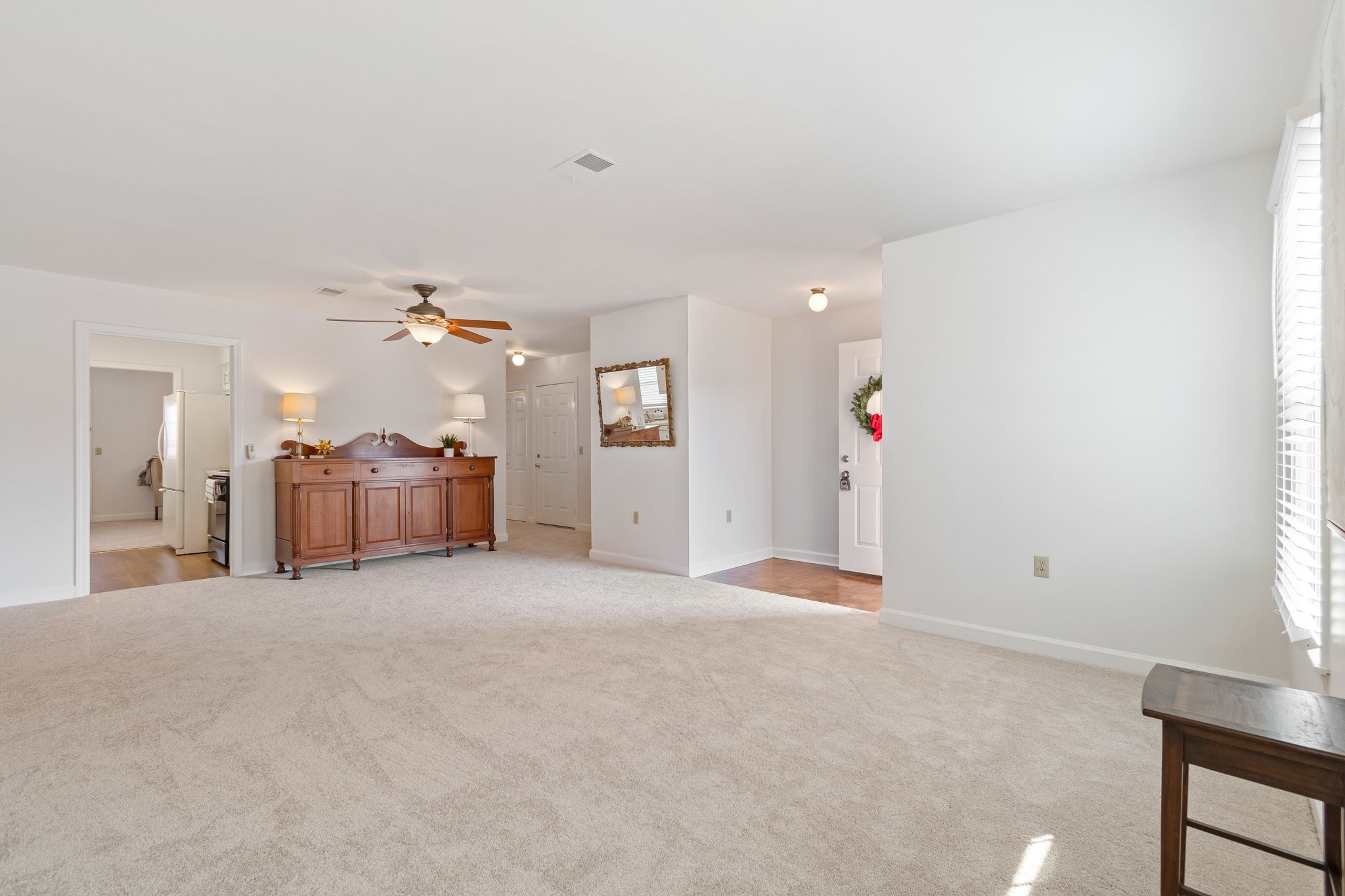 709 Mount Carmel Pl