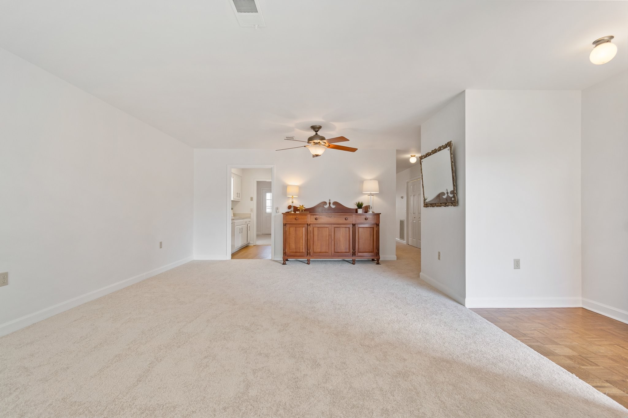 709 Mount Carmel Pl