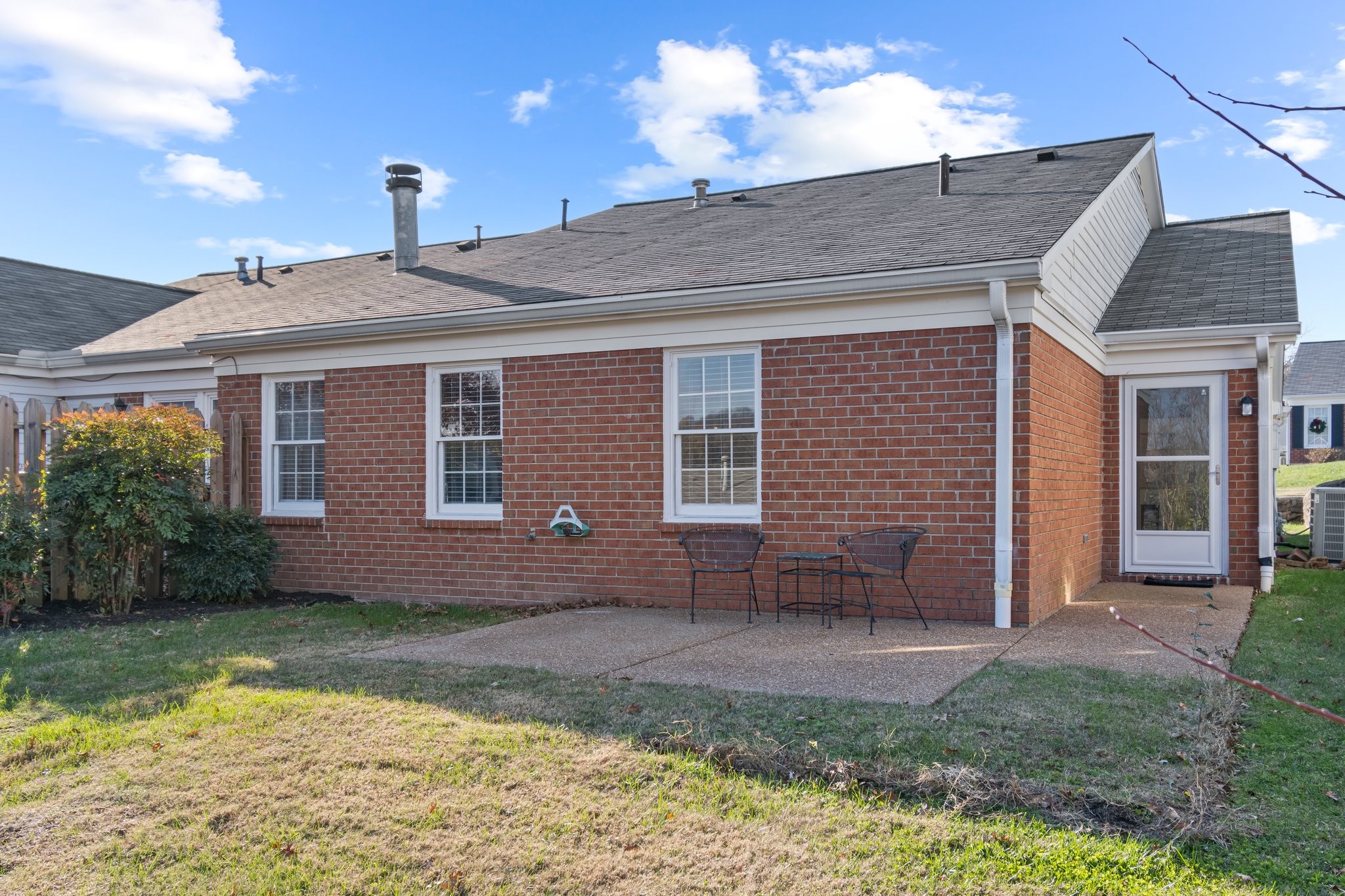 709 Mount Carmel Pl