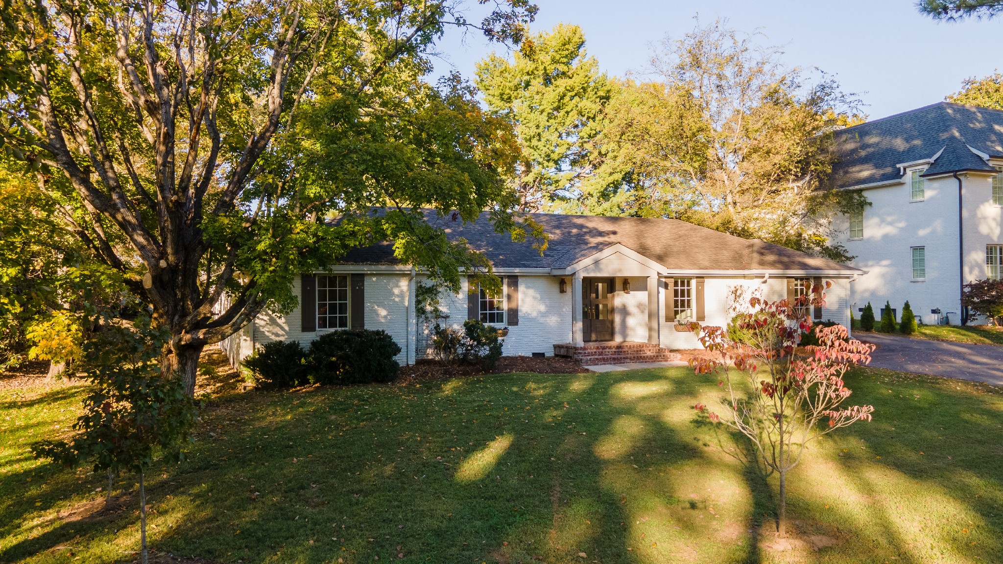 108 Brookfield Ave Unit: B
