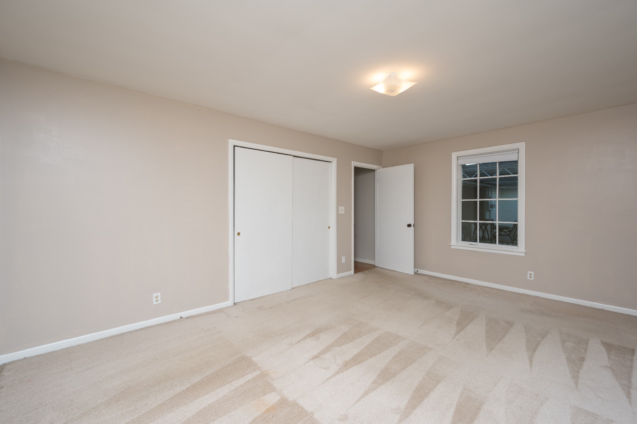 108 Brookfield Ave Unit: B