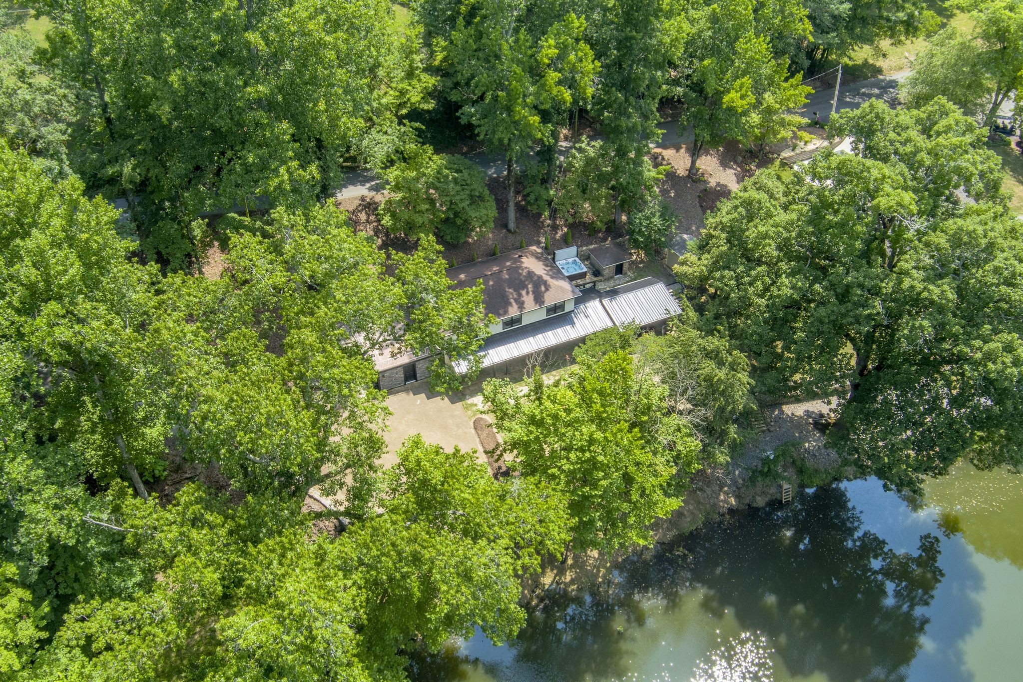 1318 Sweetens Cove Rd