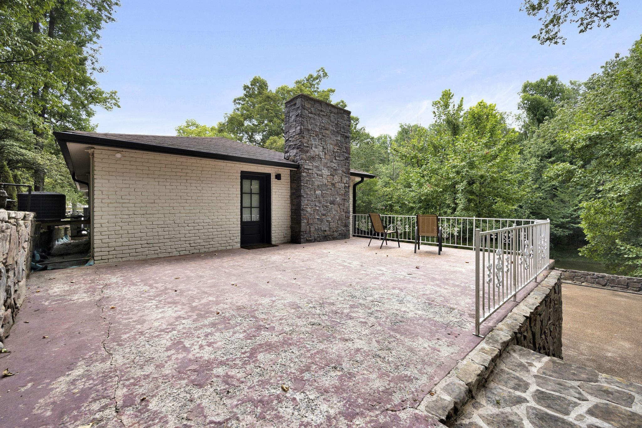 1318 Sweetens Cove Rd