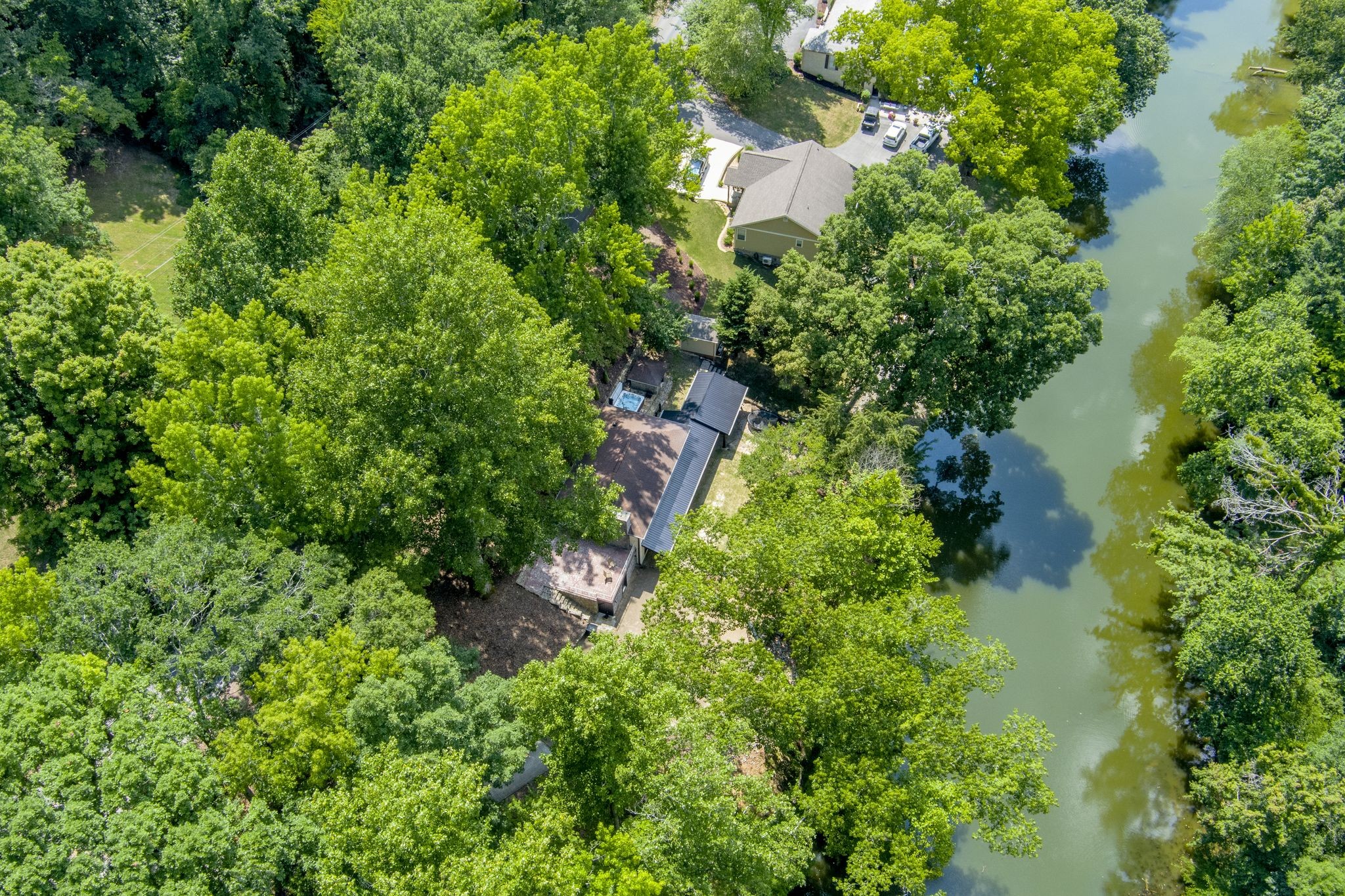 1318 Sweetens Cove Rd