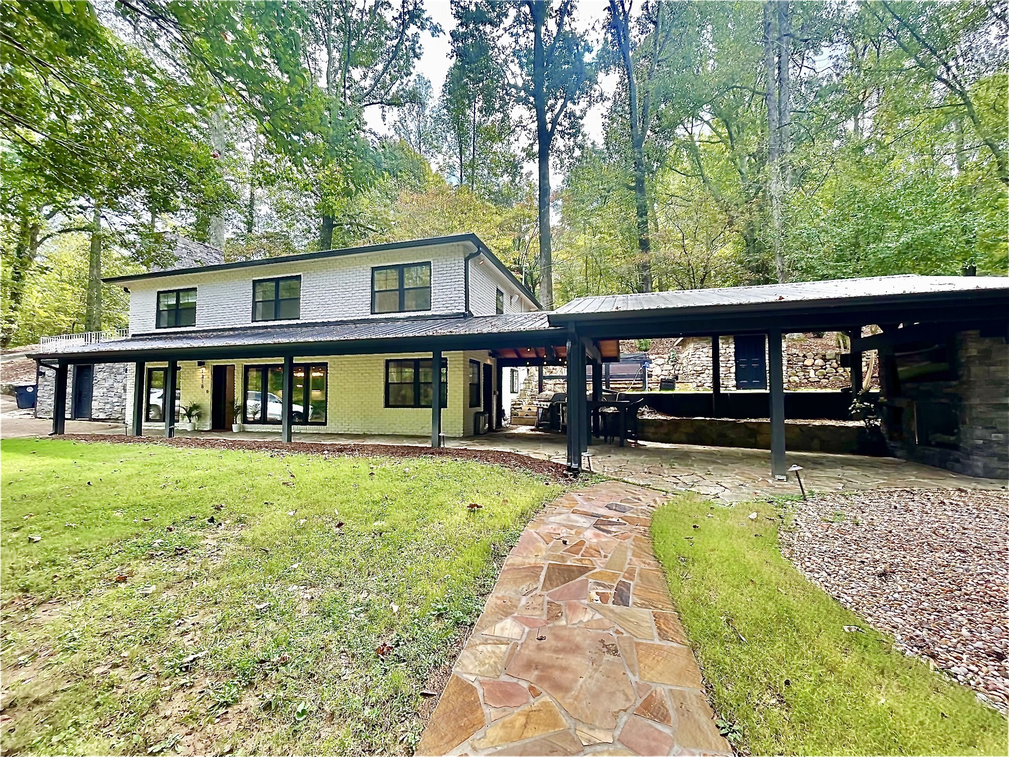 1318 Sweetens Cove Rd