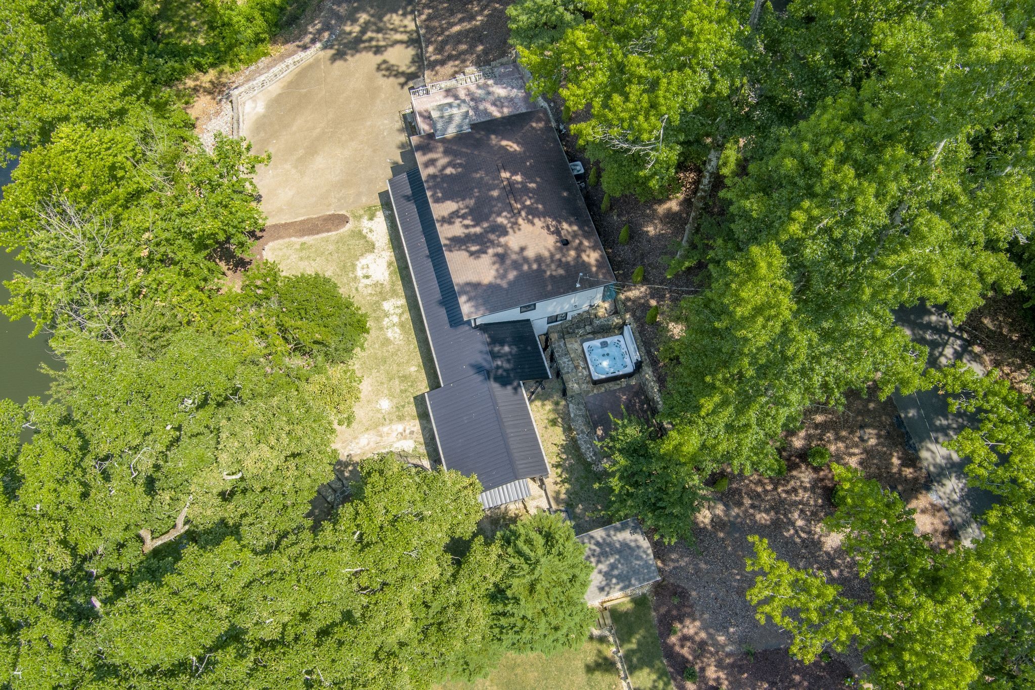 1318 Sweetens Cove Rd