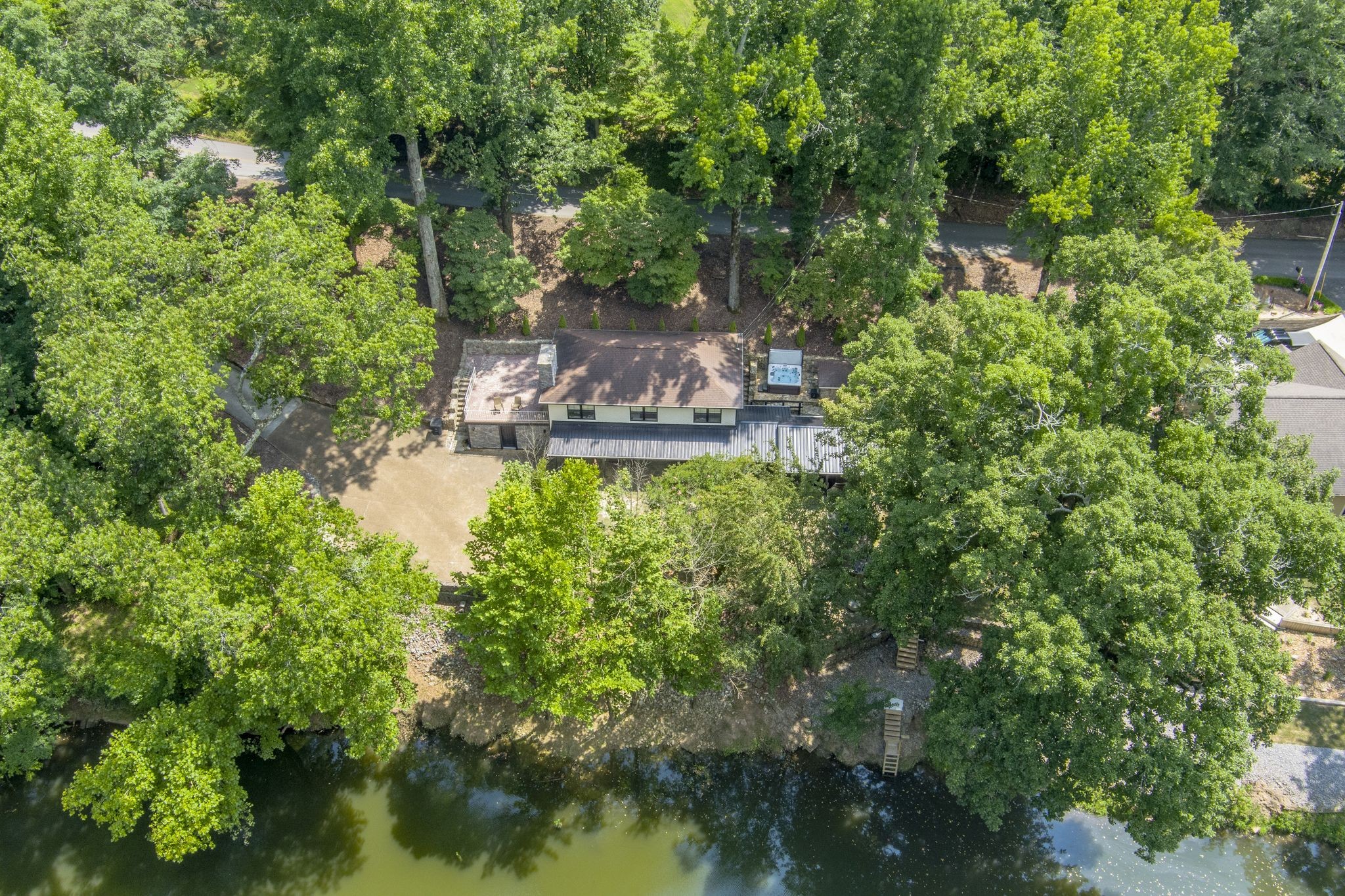 1318 Sweetens Cove Rd