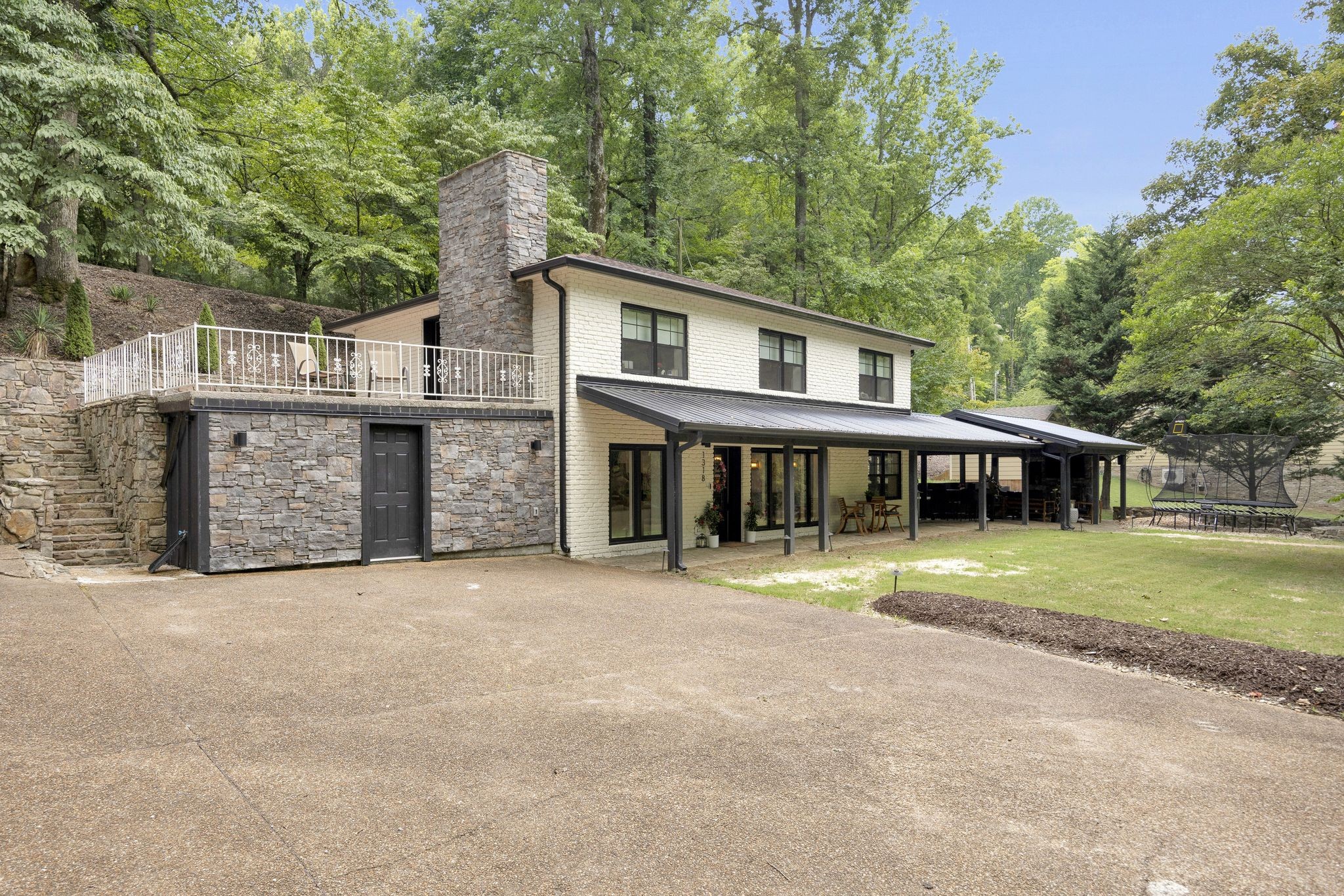 1318 Sweetens Cove Rd