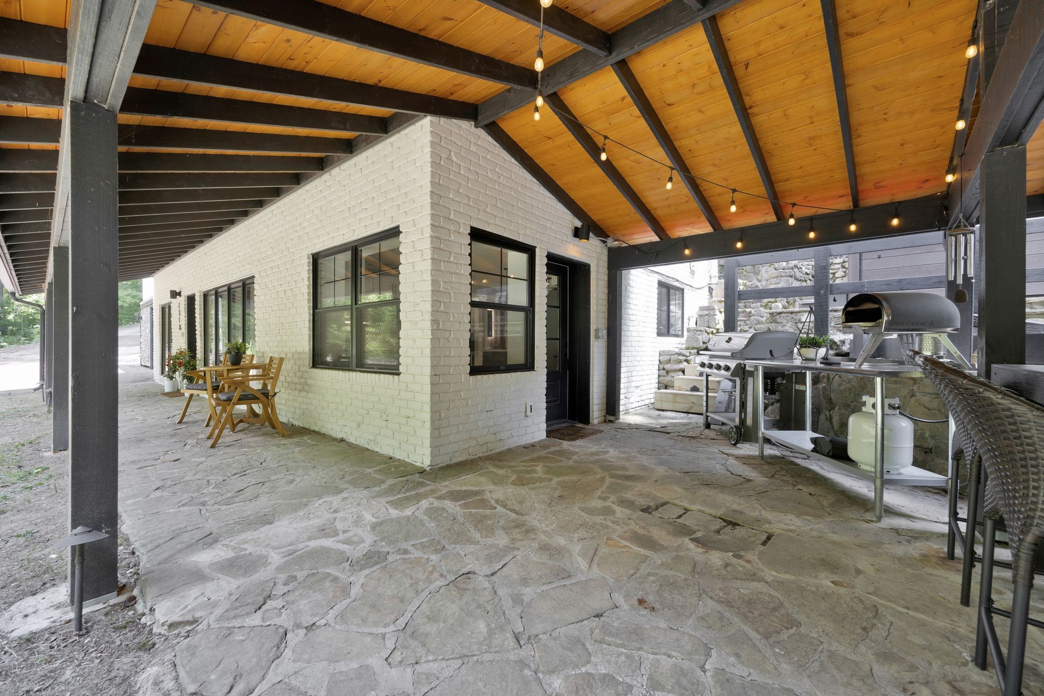 1318 Sweetens Cove Rd