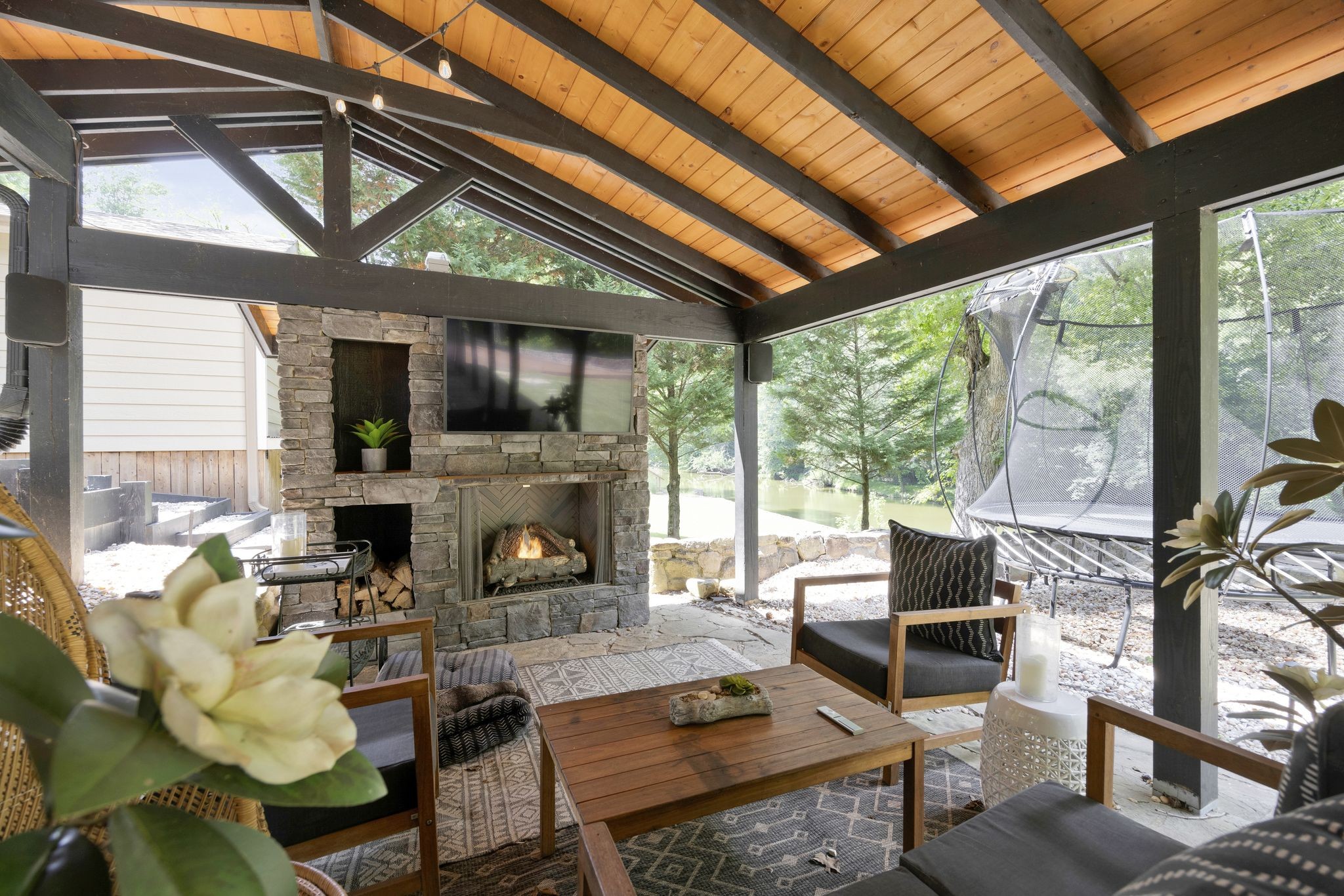 1318 Sweetens Cove Rd