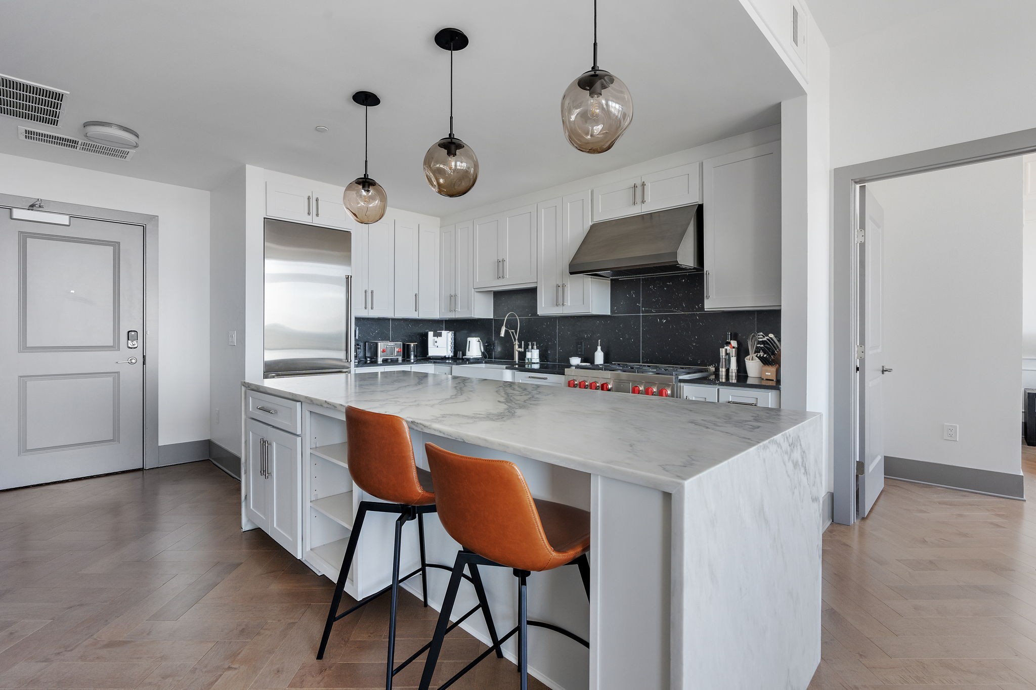 1616 West End Ave Unit: 2011