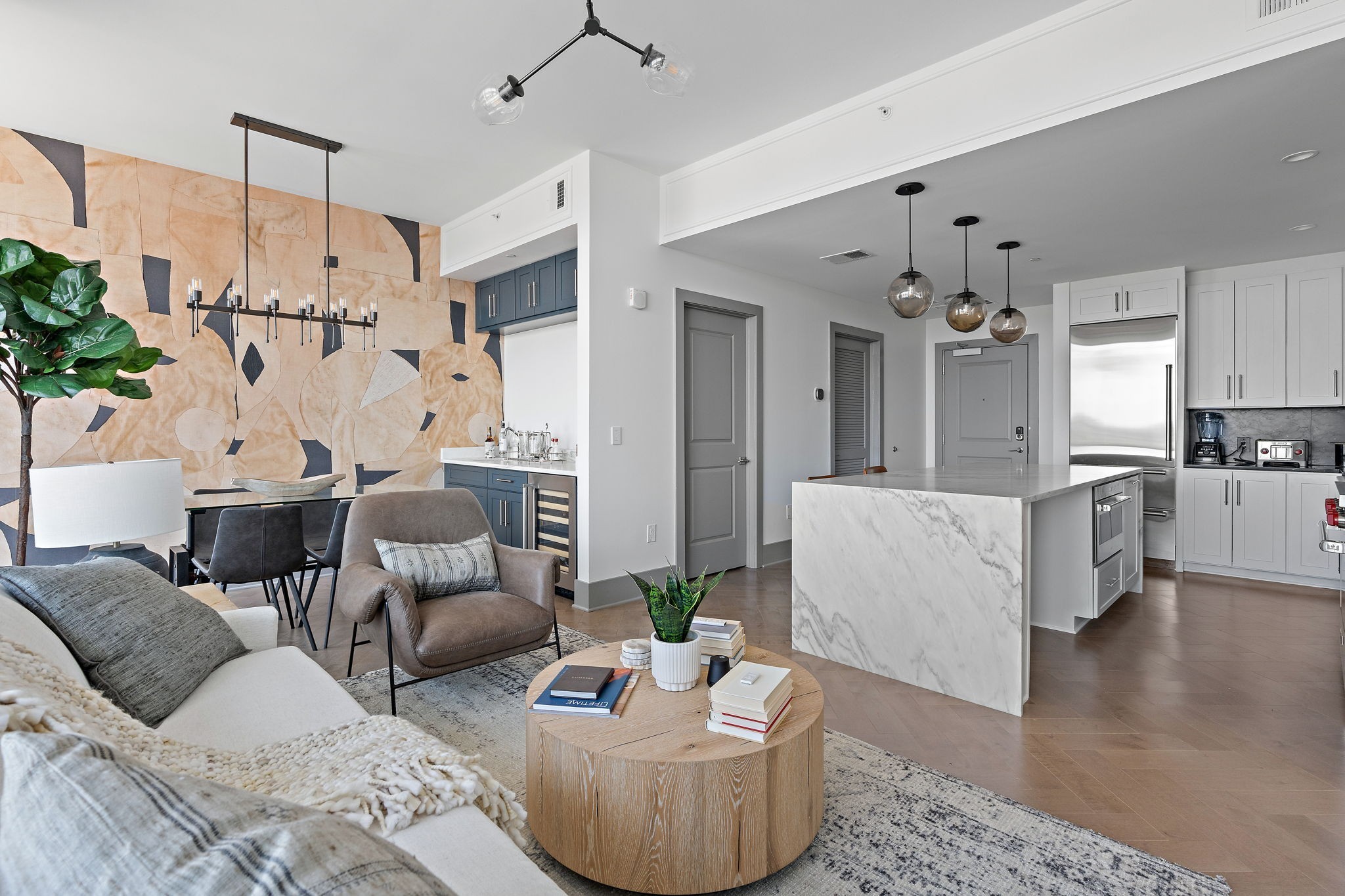 1616 West End Ave Unit: 2011