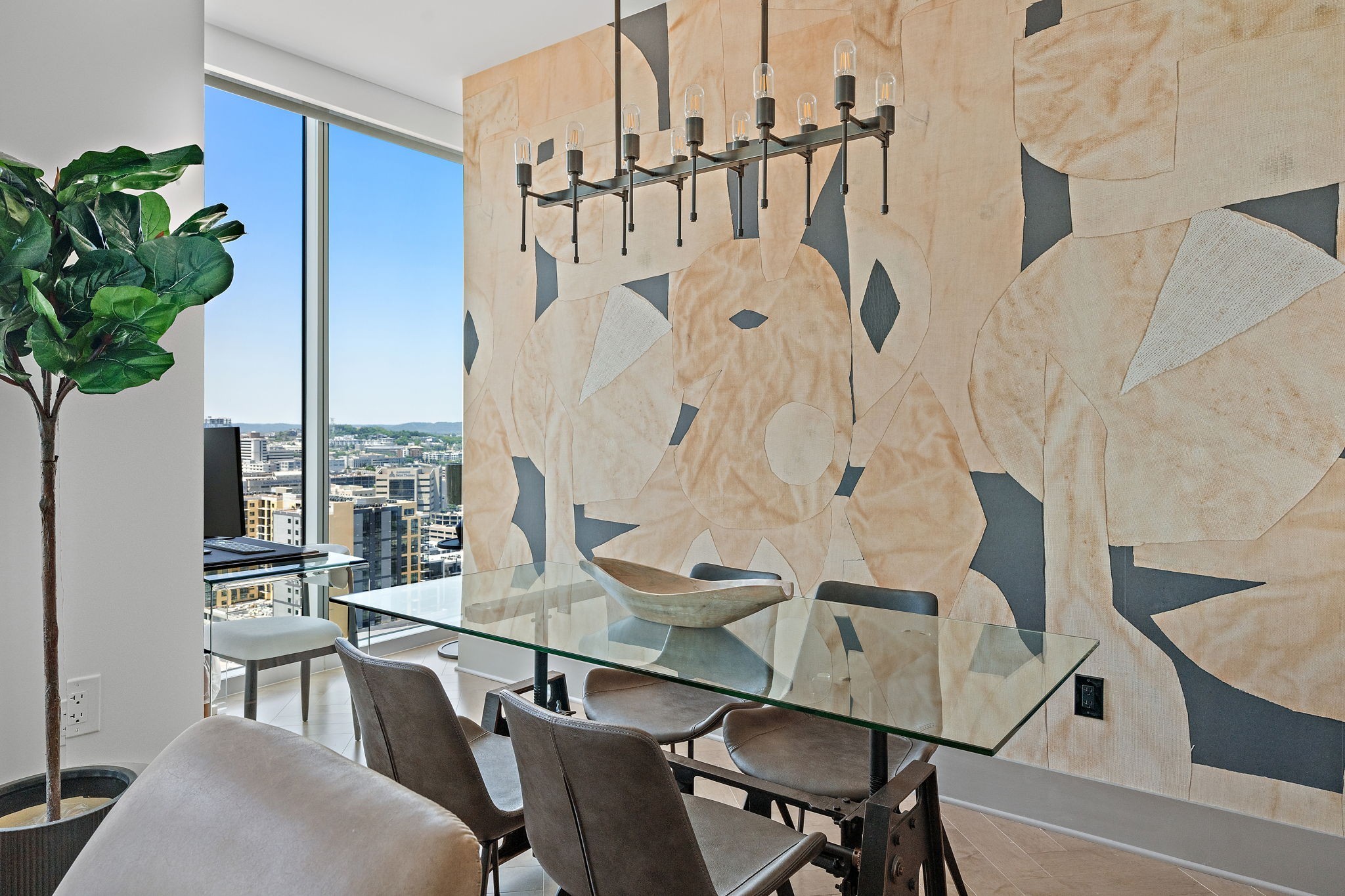 1616 West End Ave Unit: 2011