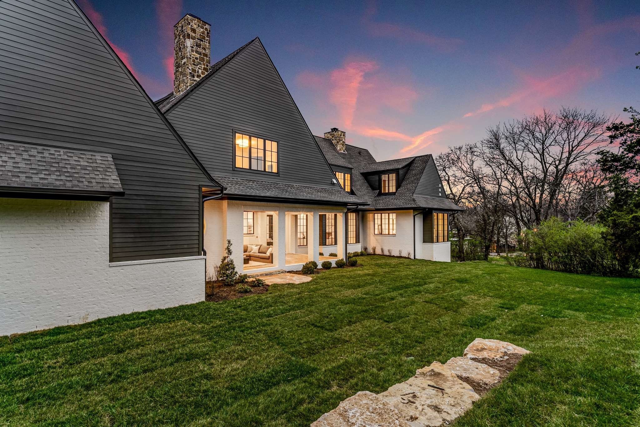 6104 Hickory Valley Rd