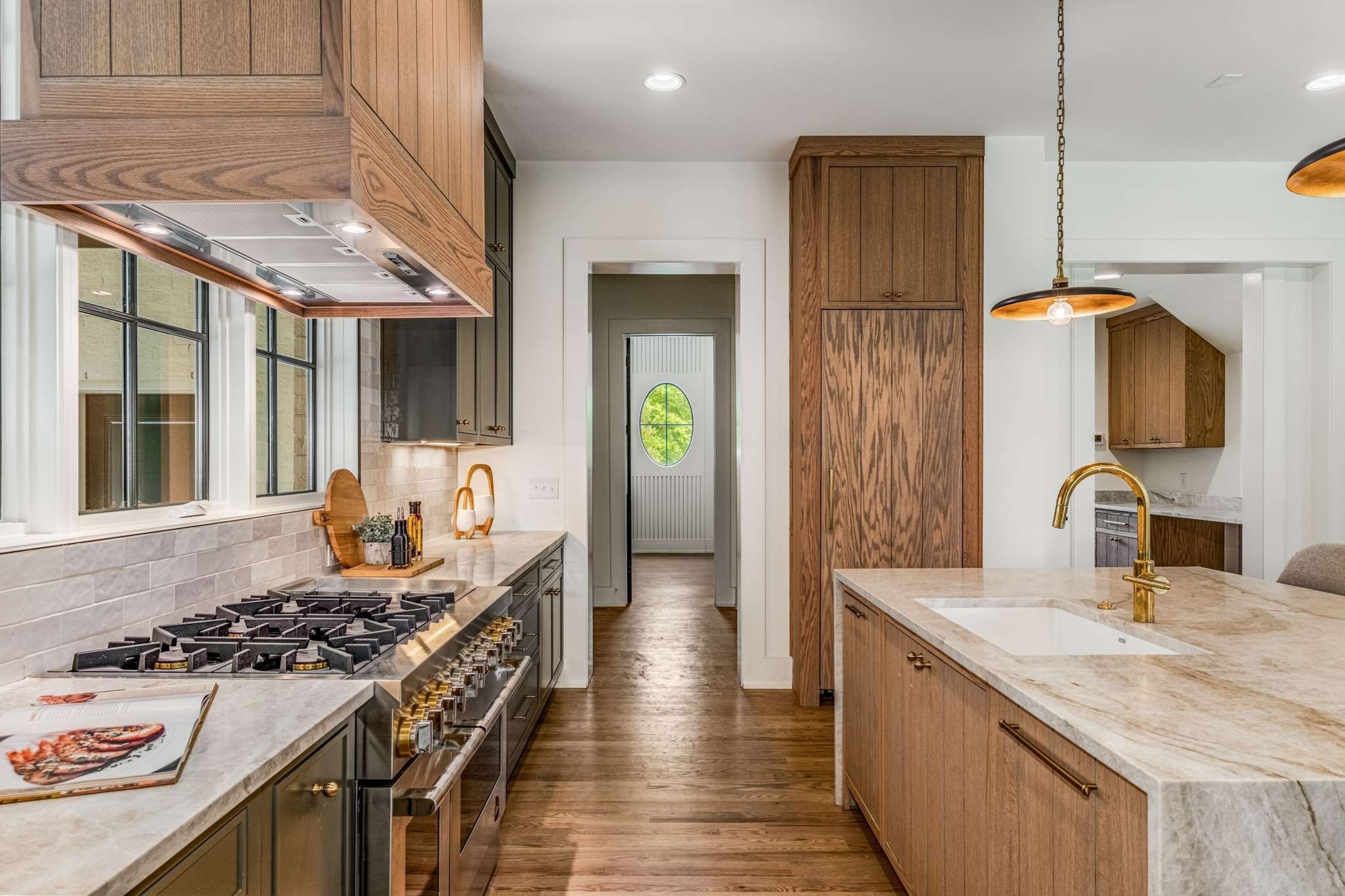 6104 Hickory Valley Rd