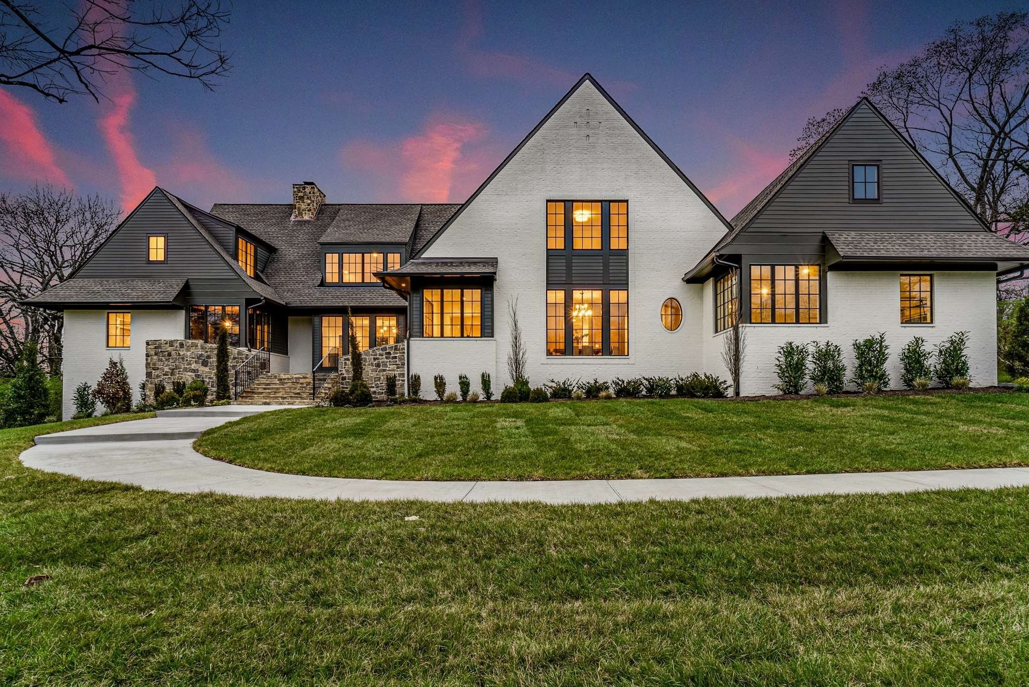 6104 Hickory Valley Rd