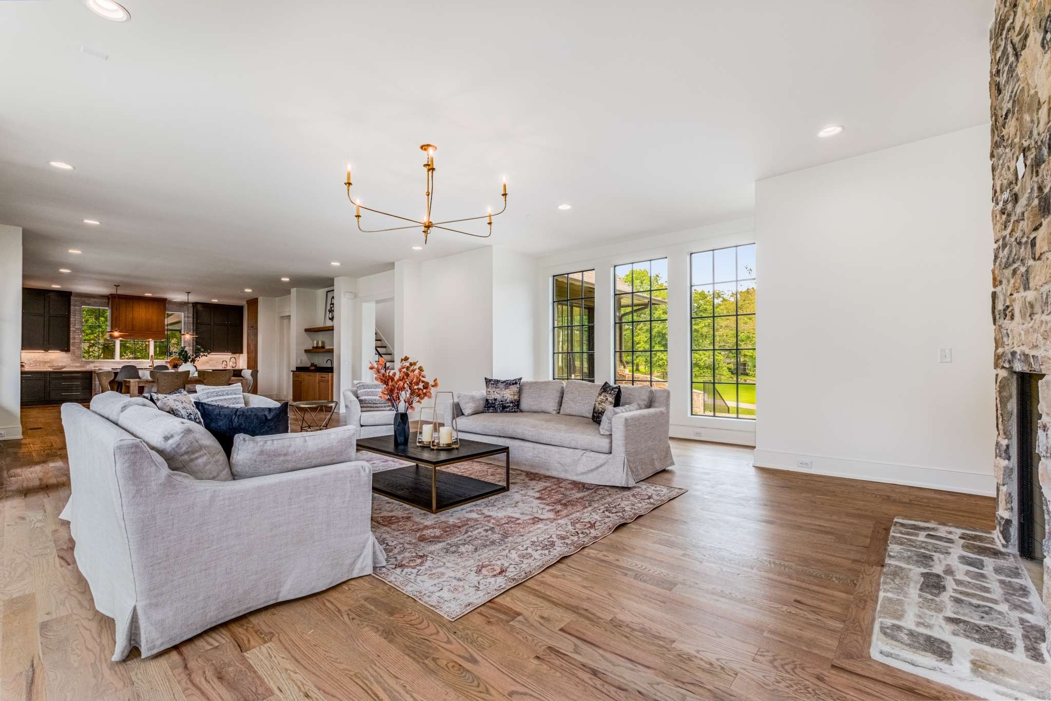 6104 Hickory Valley Rd