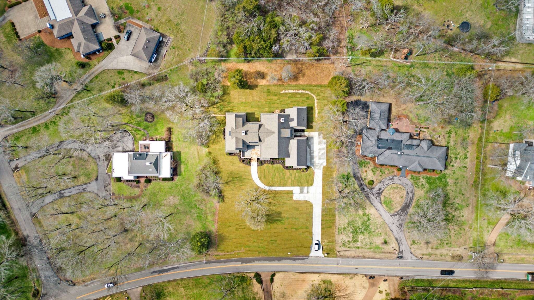 6104 Hickory Valley Rd