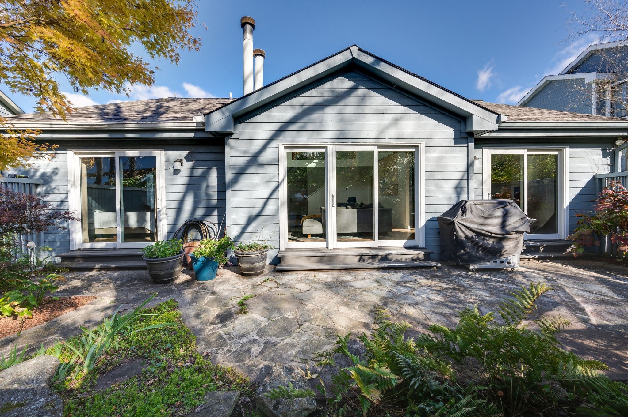 415 Belle Pointe Dr