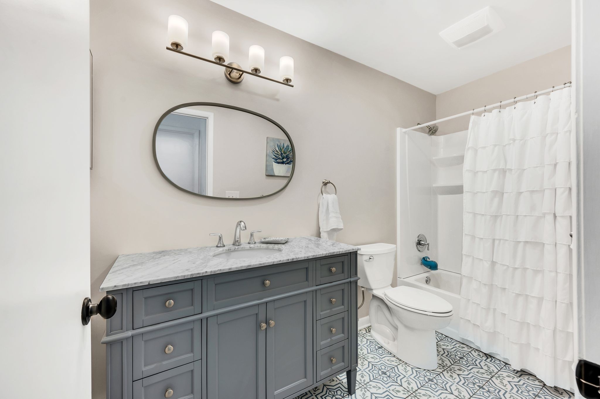 415 Belle Pointe Dr