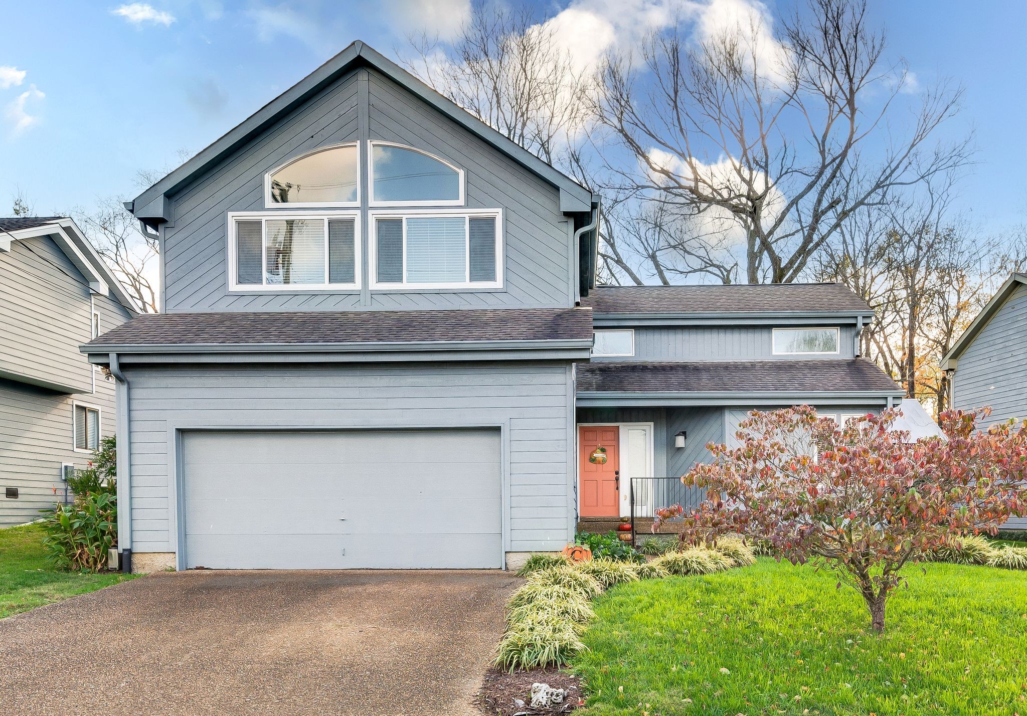 415 Belle Pointe Dr