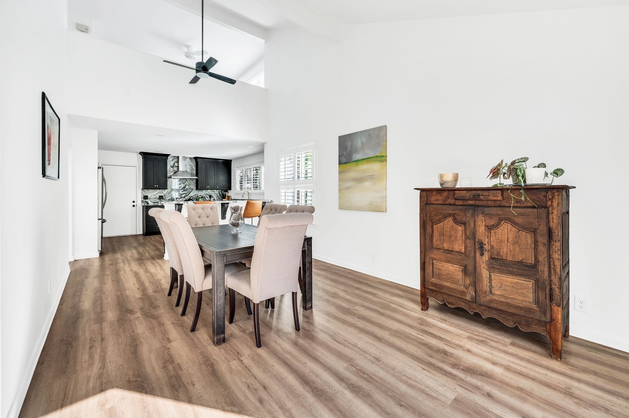415 Belle Pointe Dr