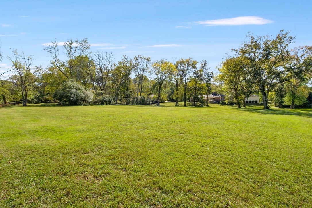 4324 Beekman Dr