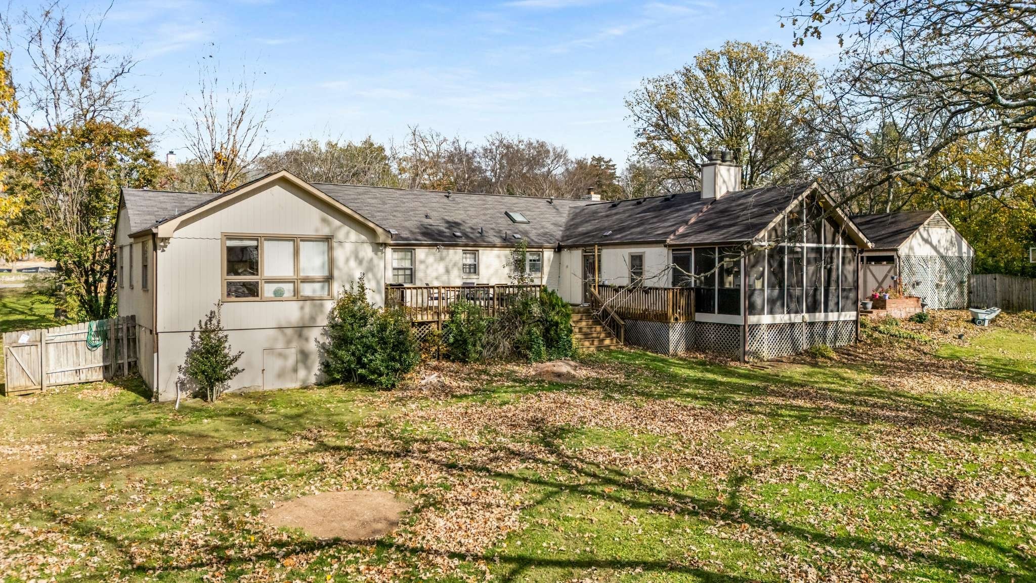 2409 Hemingway Dr