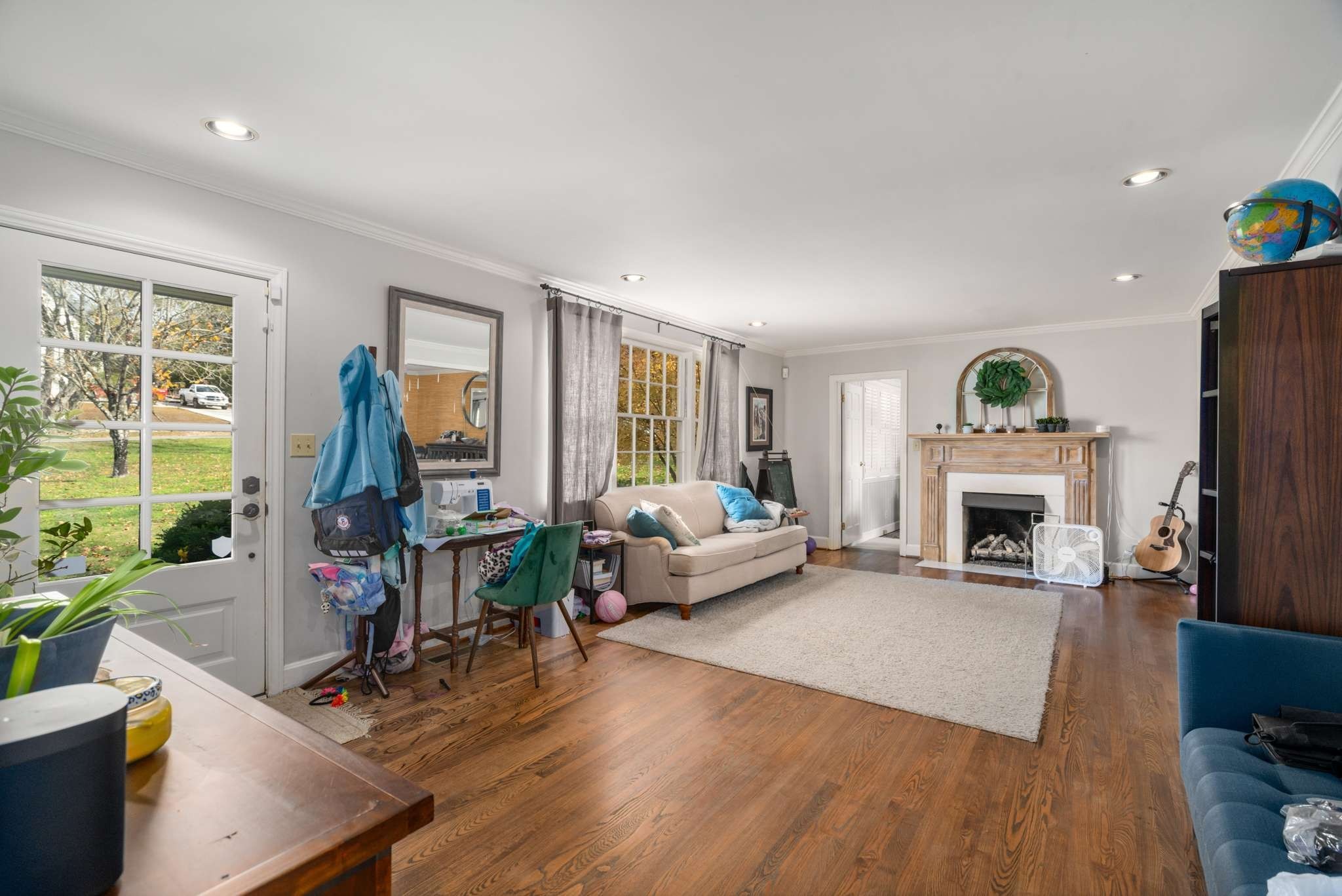 2409 Hemingway Dr