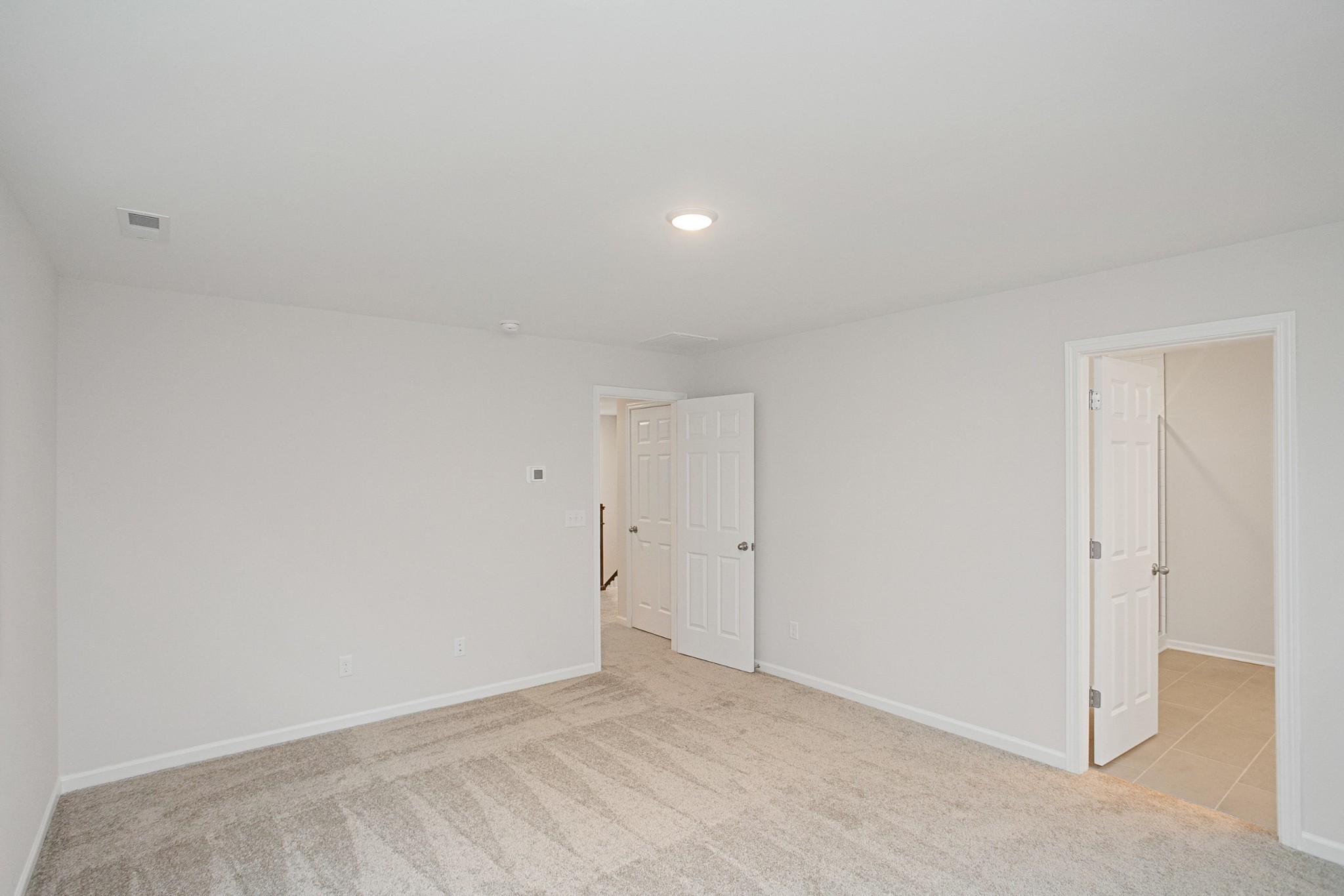 402 Hickory Pointe Dr Lapis