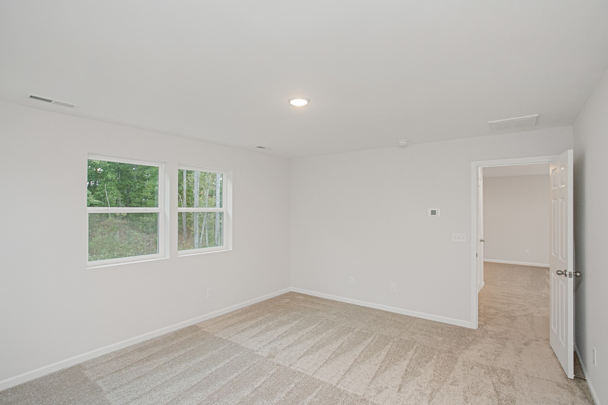 402 Hickory Pointe Dr Lapis