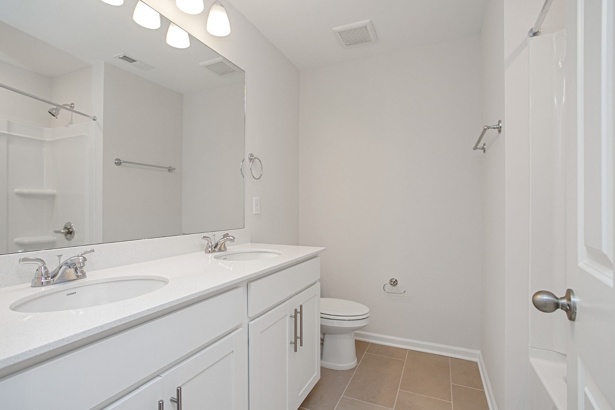 402 Hickory Pointe Dr Lapis