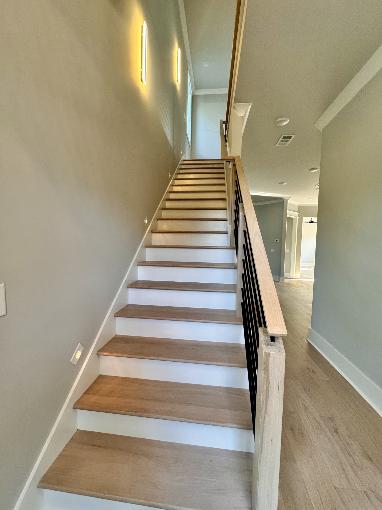 542A Starliner Dr