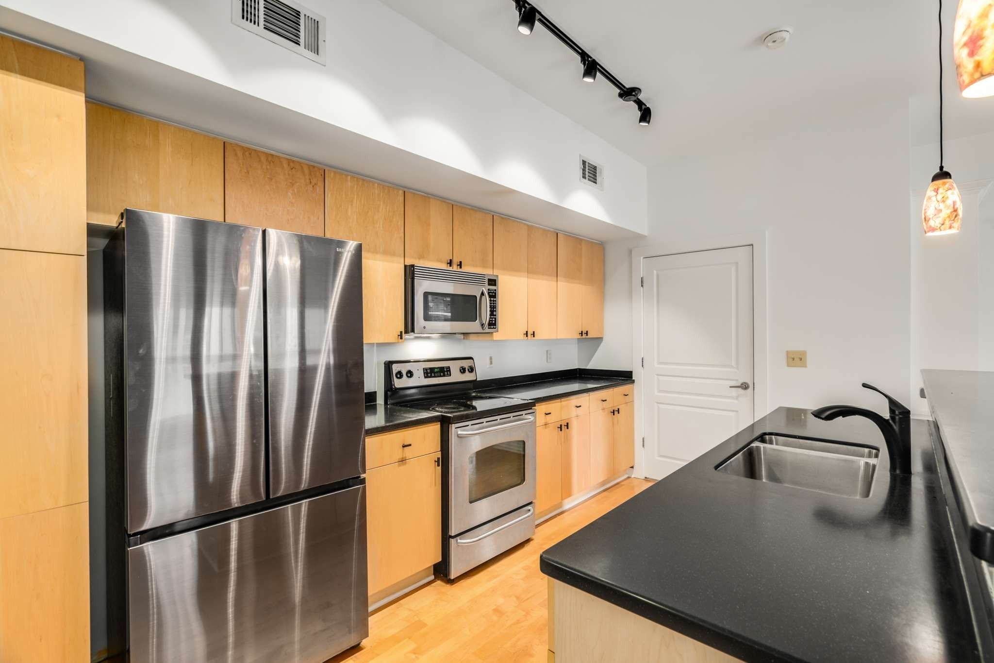 807 18th Ave, S Unit: 109