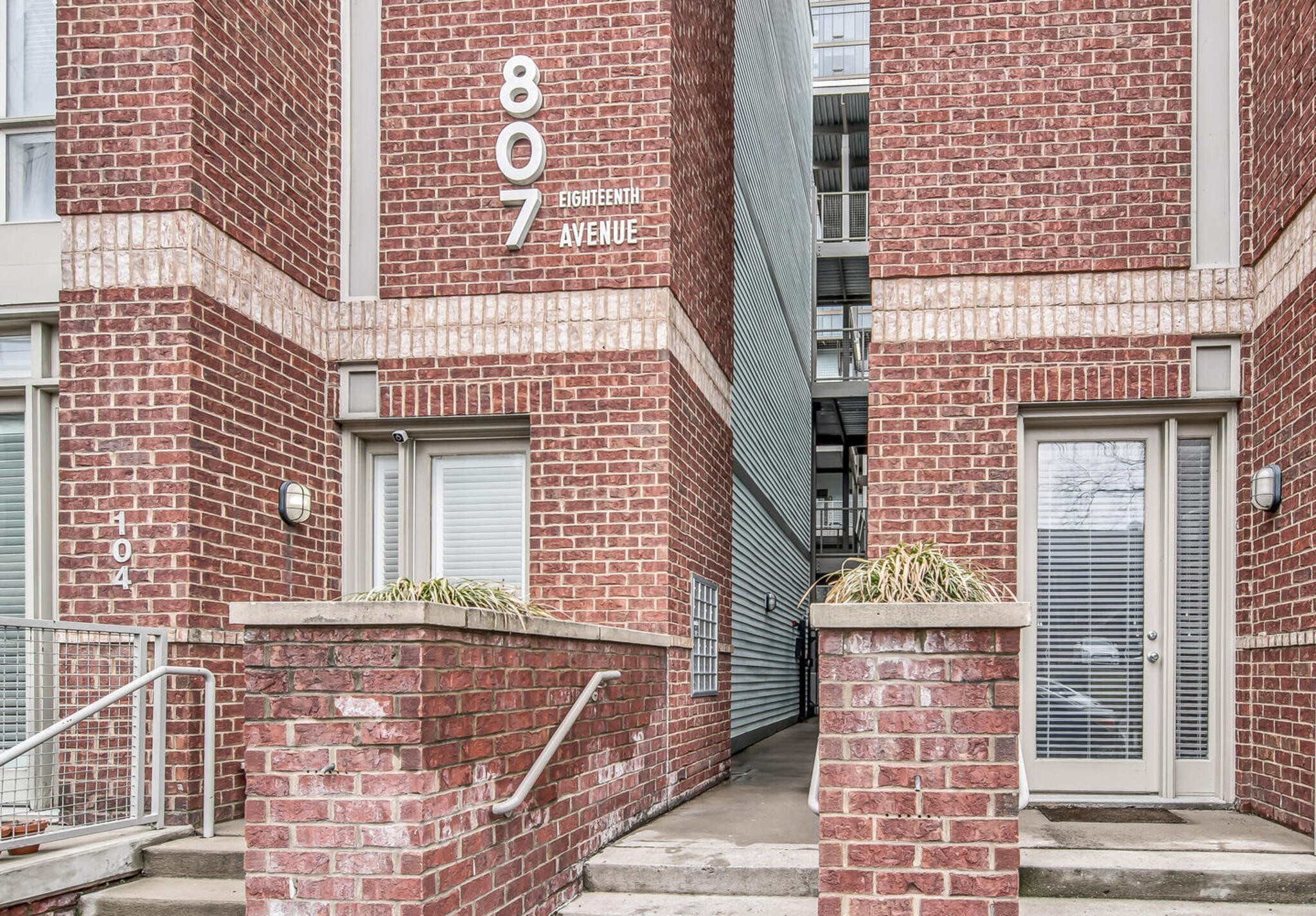 807 18th Ave, S Unit: 109