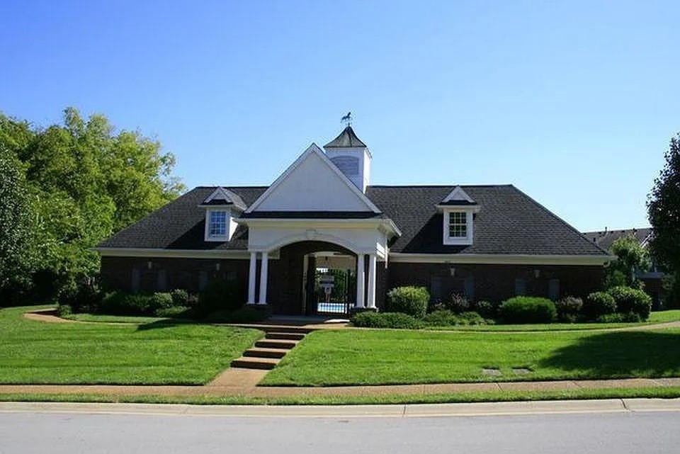 6305 Leconte Park