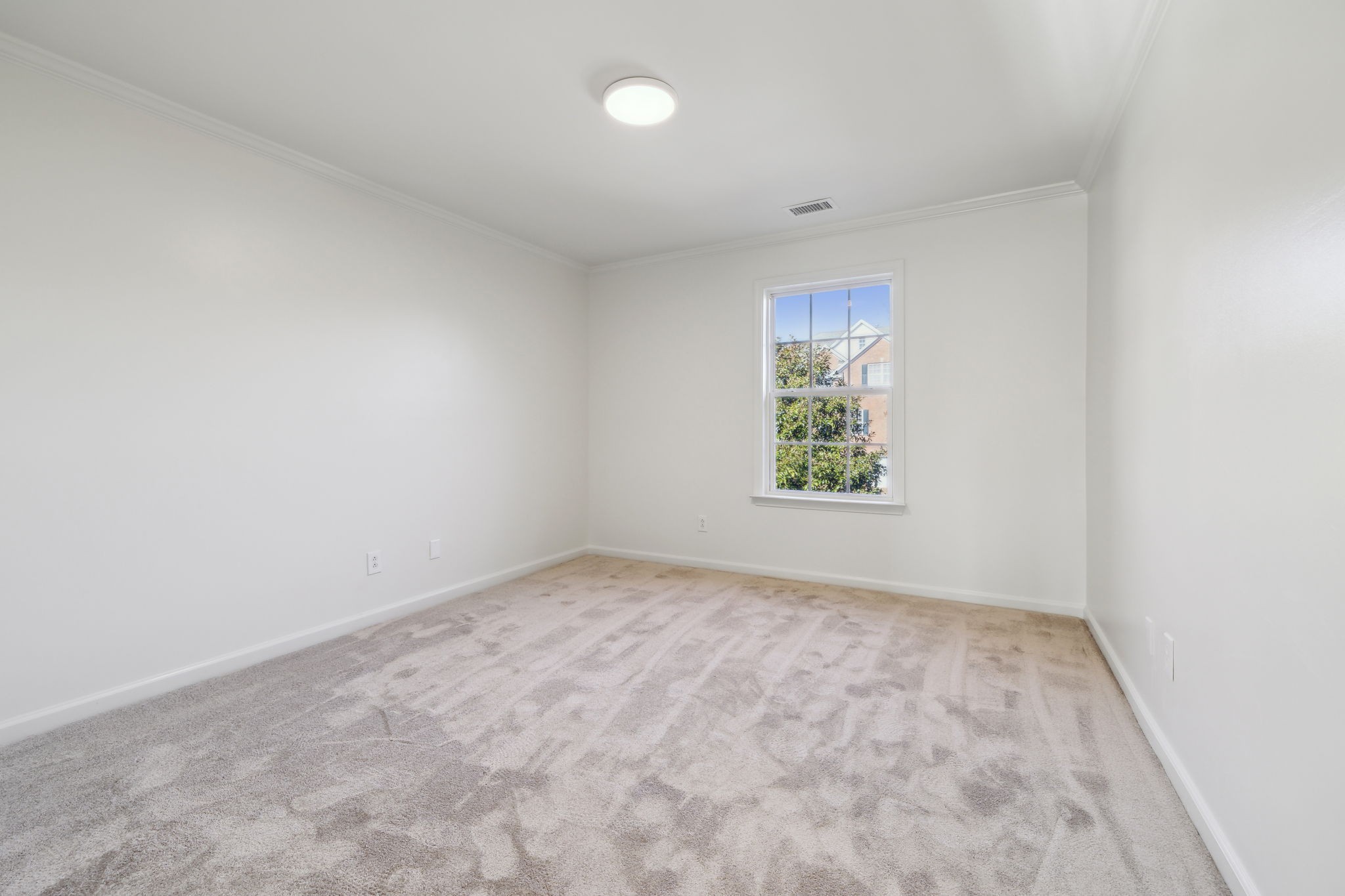 6305 Leconte Park