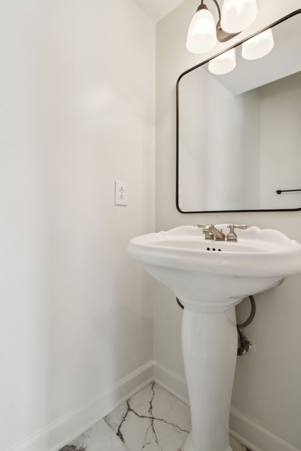 6305 Leconte Park