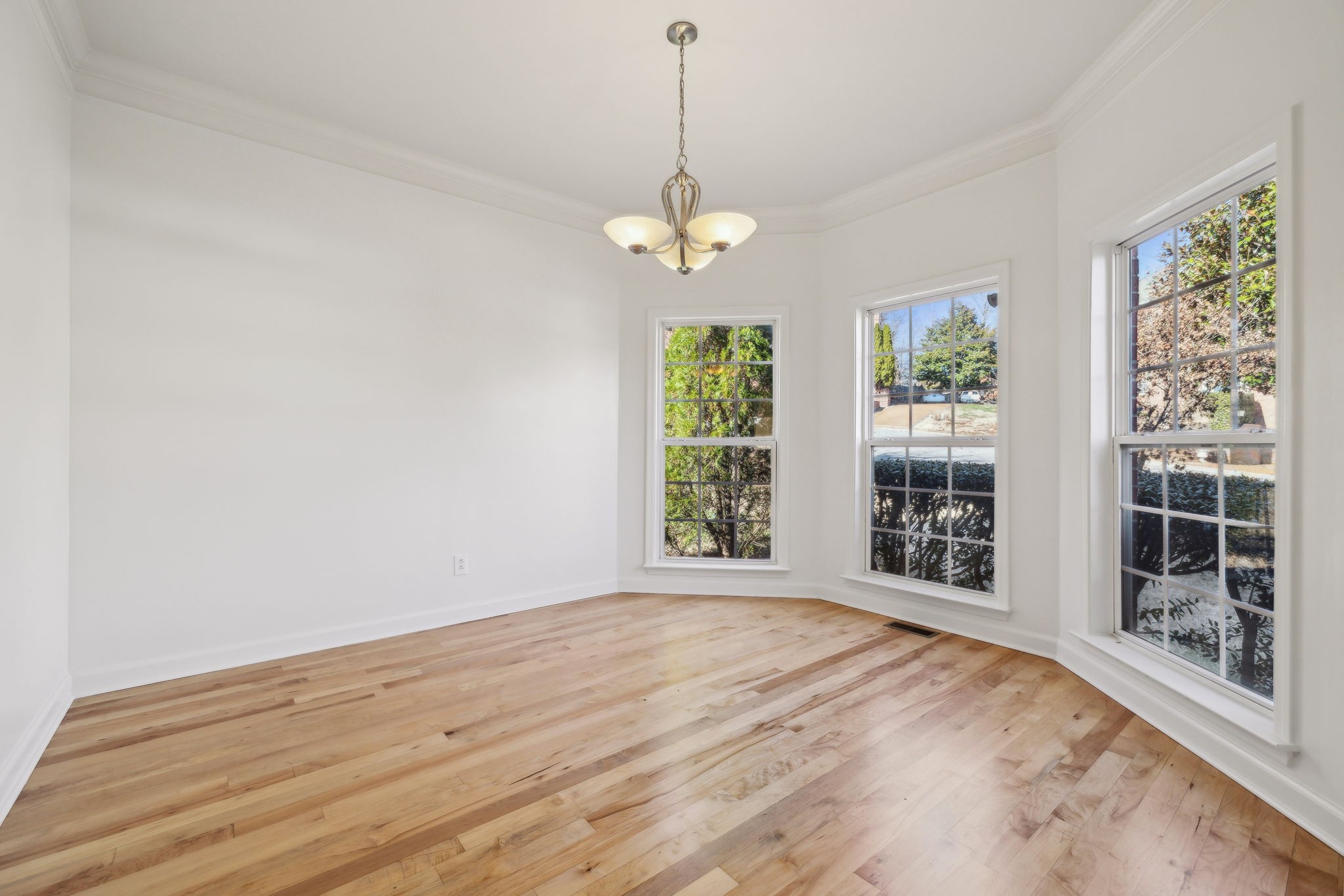 6305 Leconte Park
