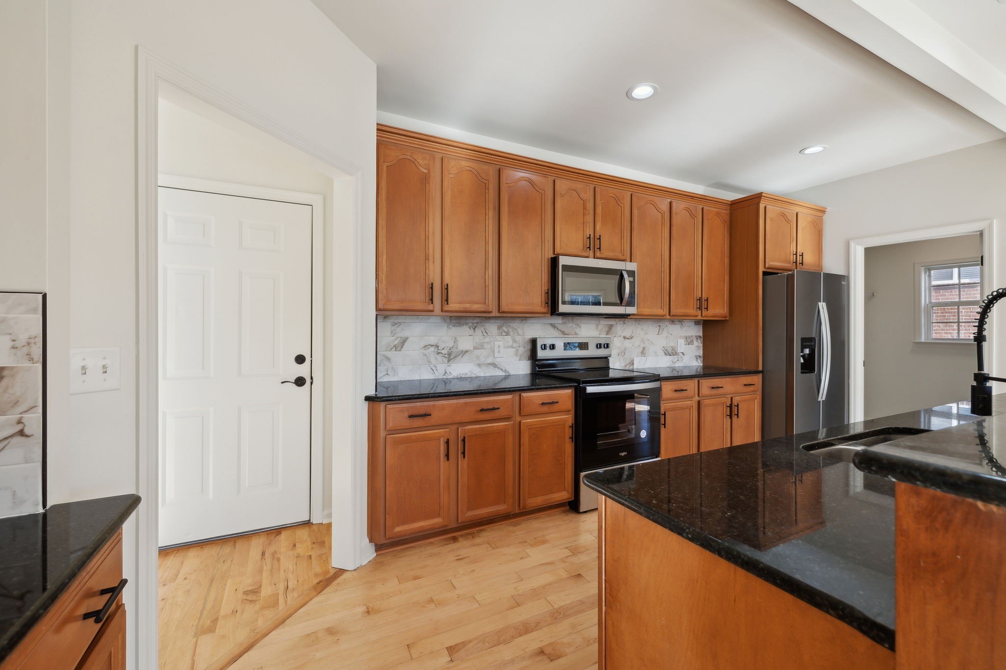6305 Leconte Park
