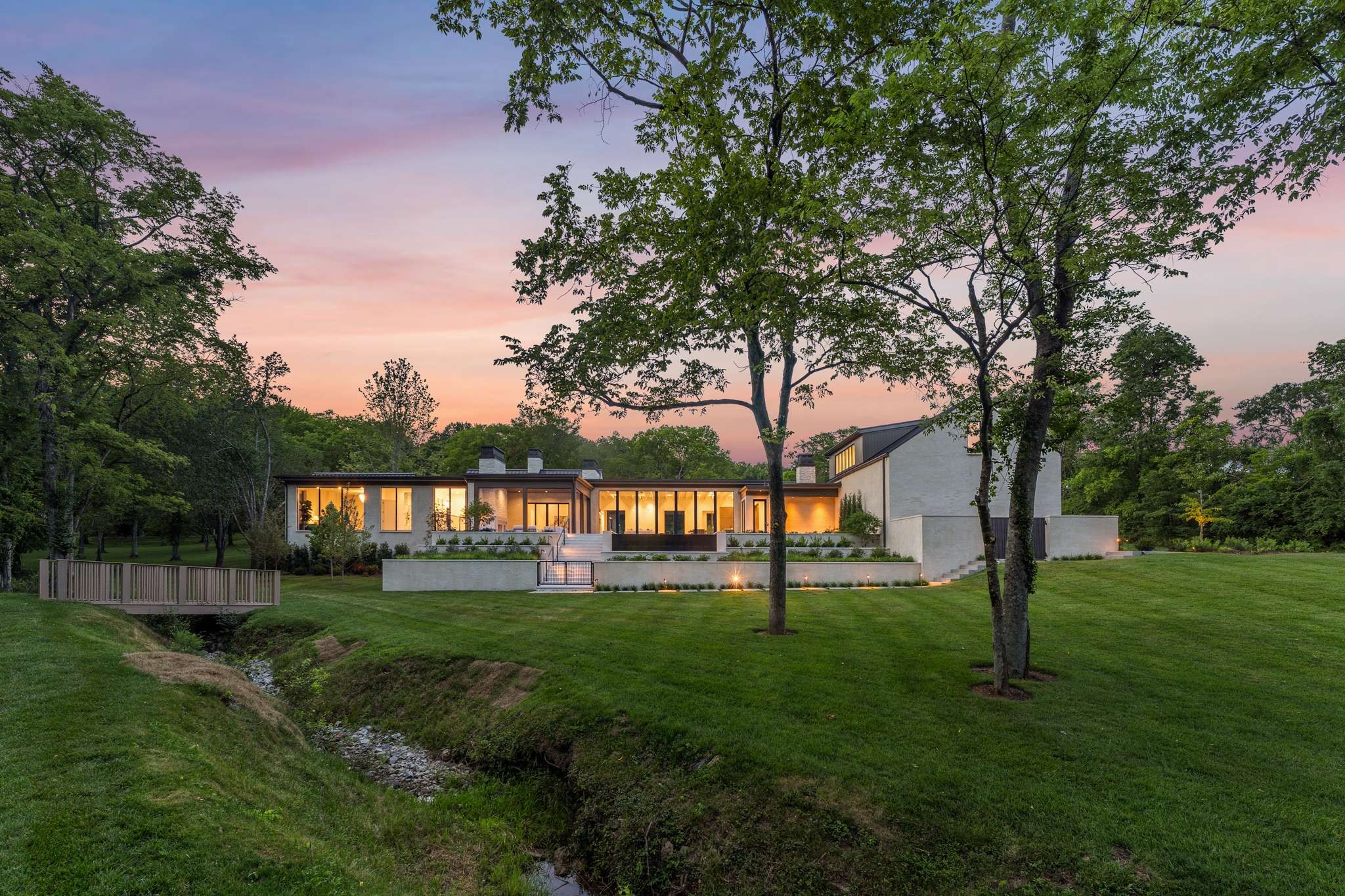 6315 East Valley Road