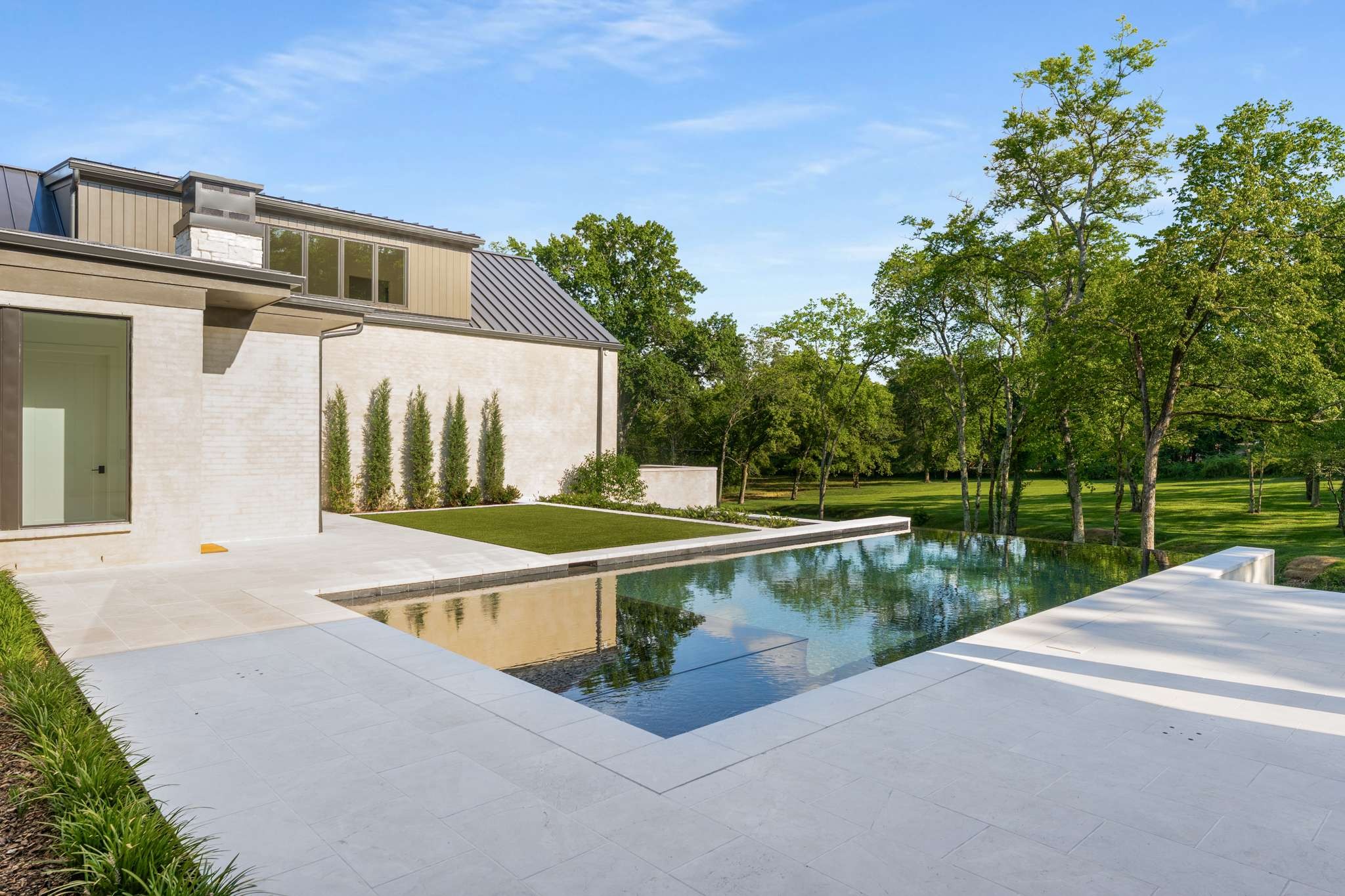 6315 East Valley Road