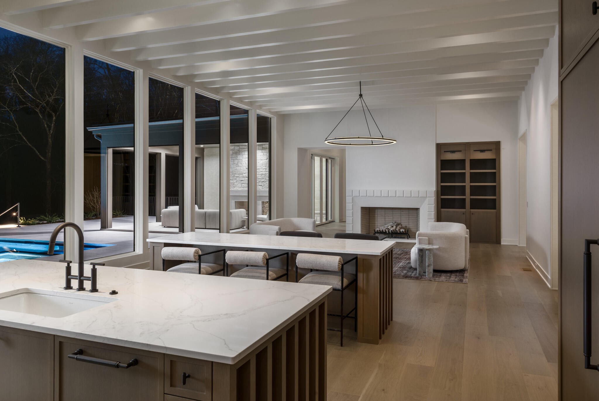 6315 East Valley Road