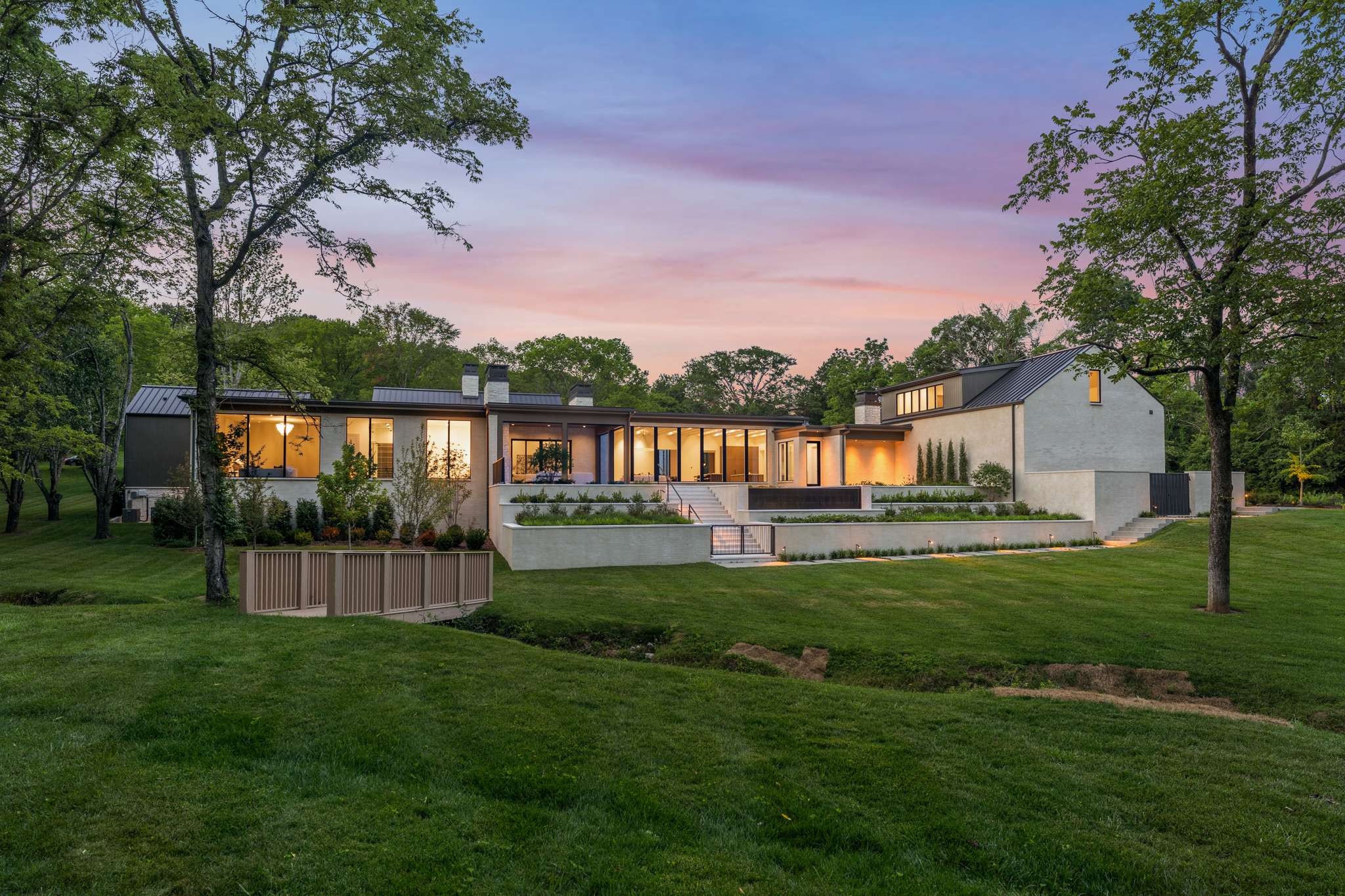 6315 East Valley Road