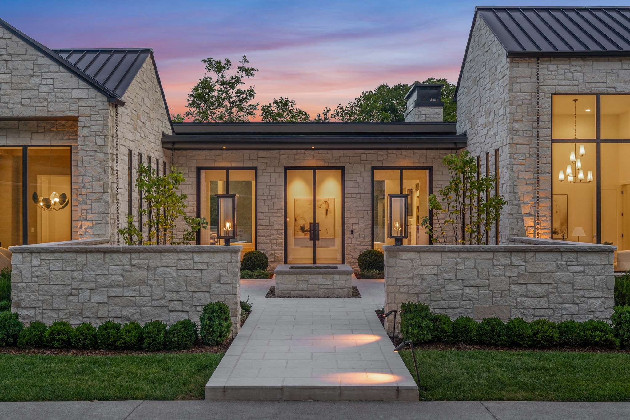 6315 East Valley Road