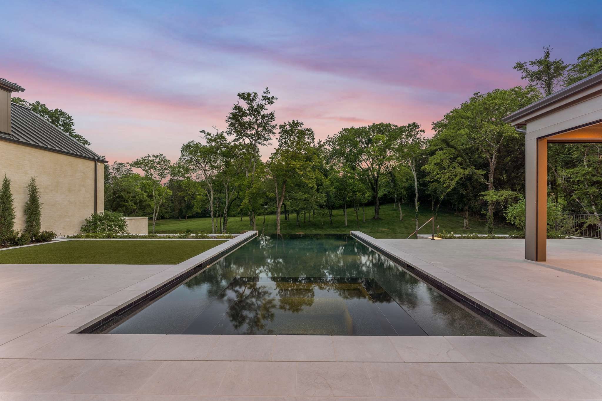 6315 East Valley Road